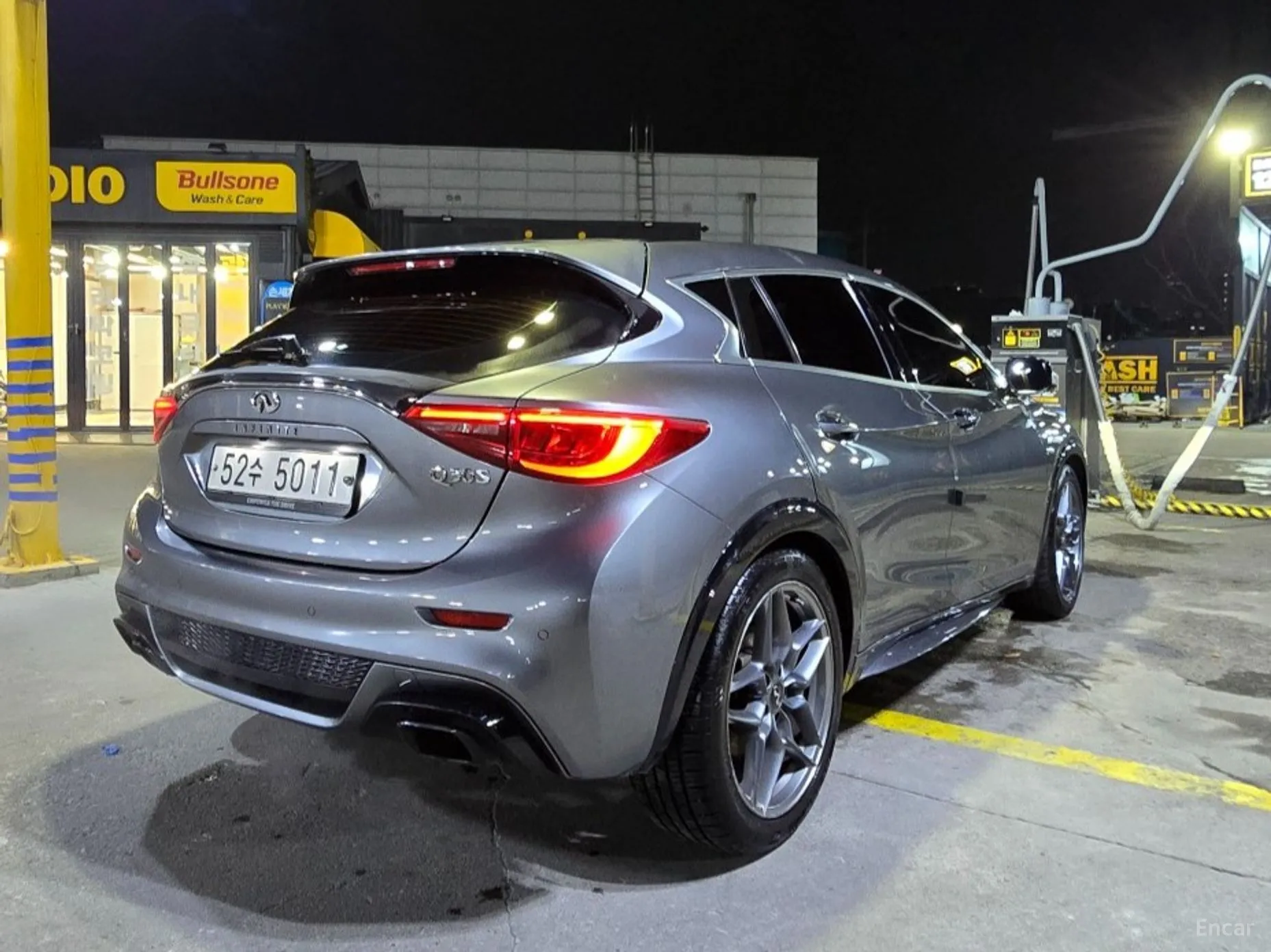 Infiniti Q30 превью 6
