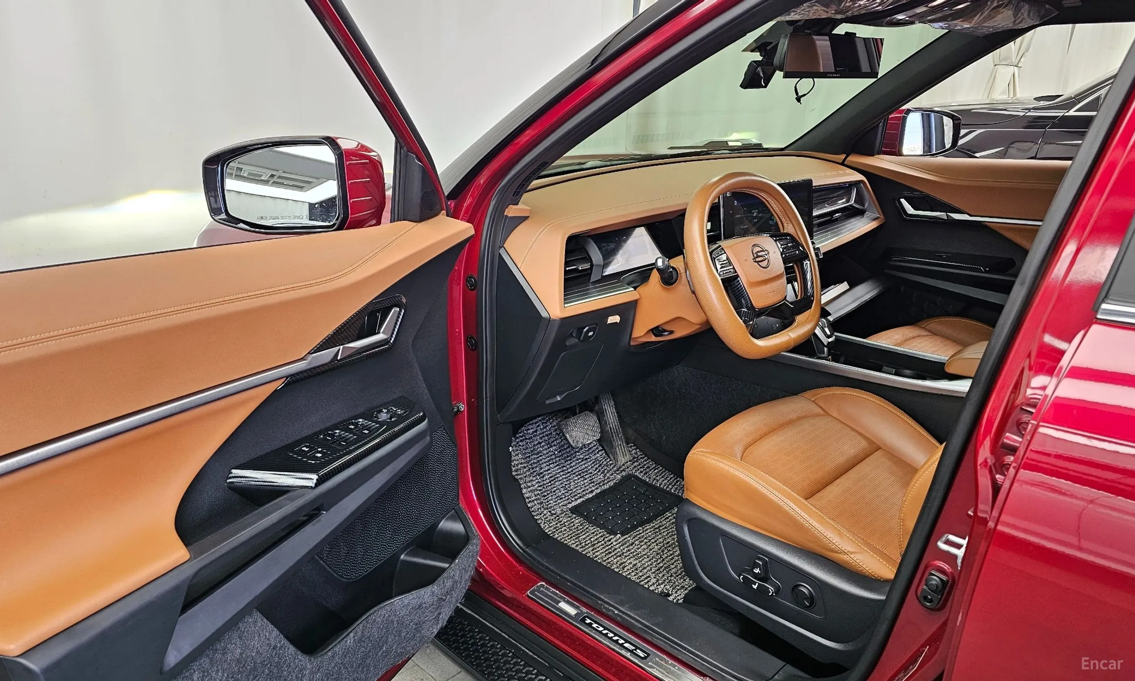 KG Mobility (SsangYong) Torres превью 10