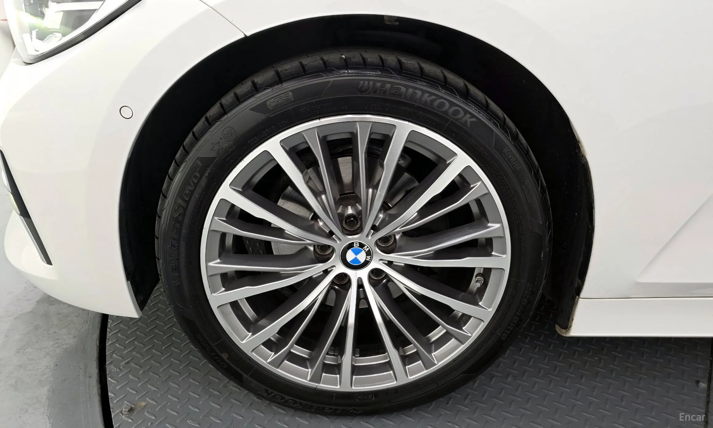 BMW 3 Series (G20) превью 5