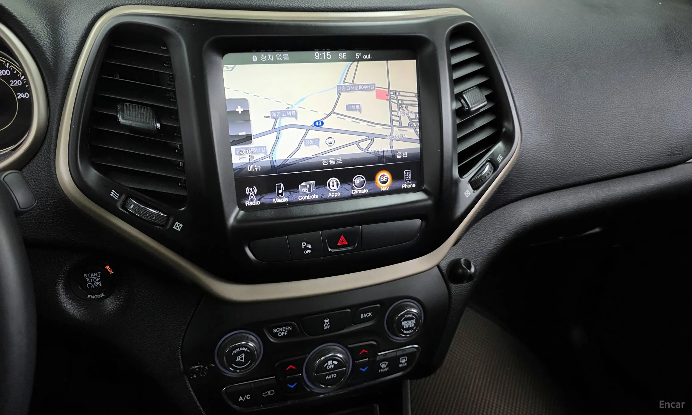 Jeep Cherokee (KL) превью 14
