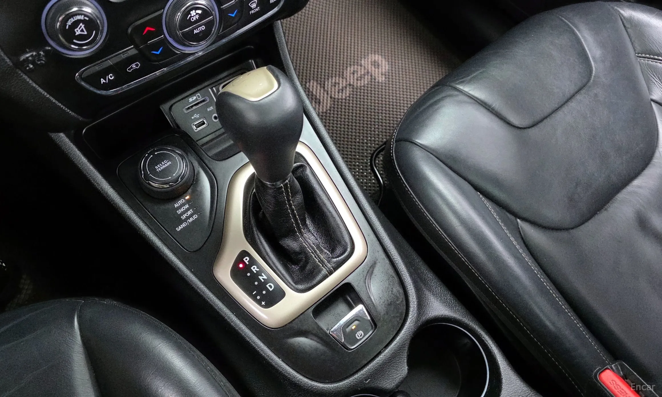 Jeep Cherokee (KL) превью 9
