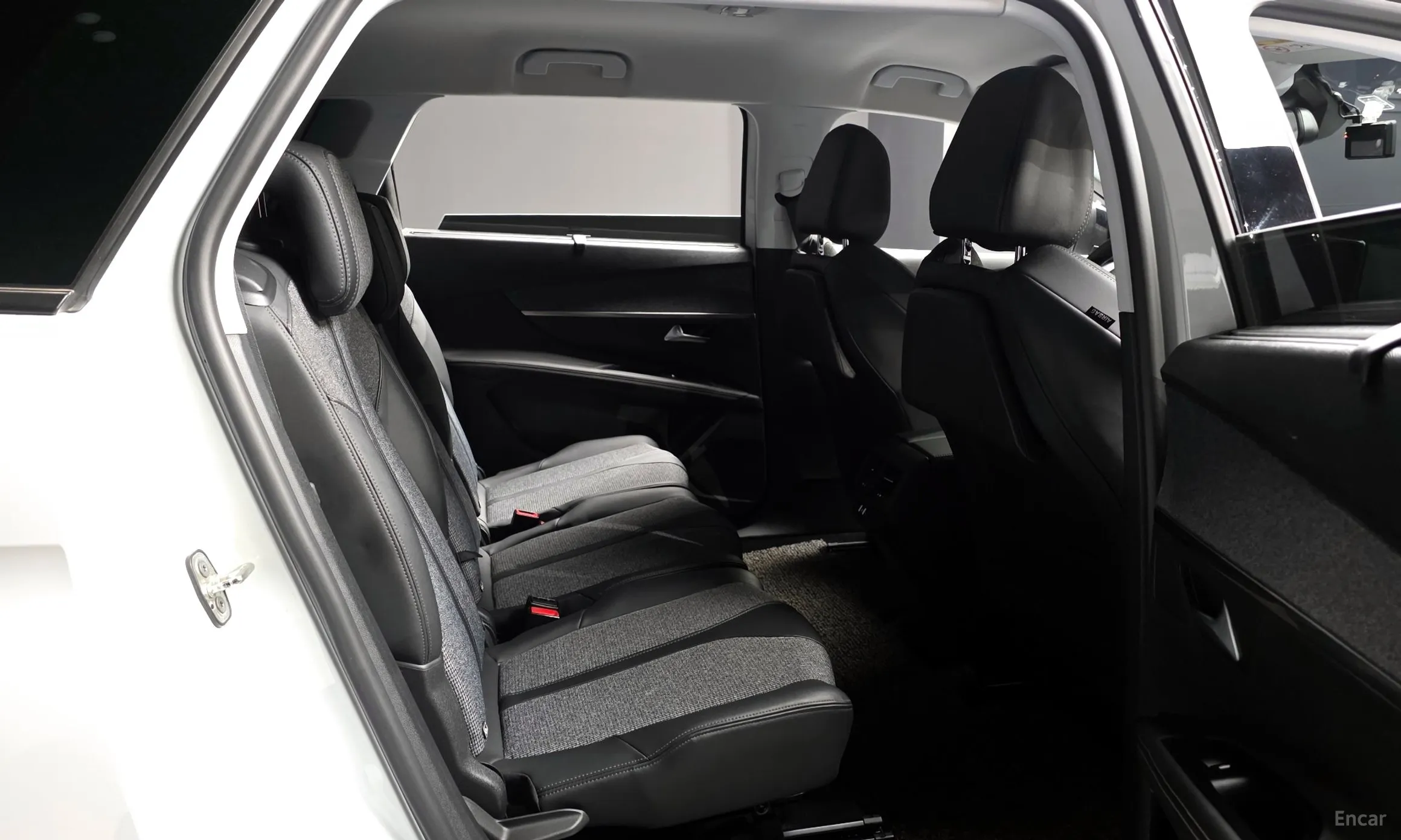 Peugeot 5008 2nd generation превью 12