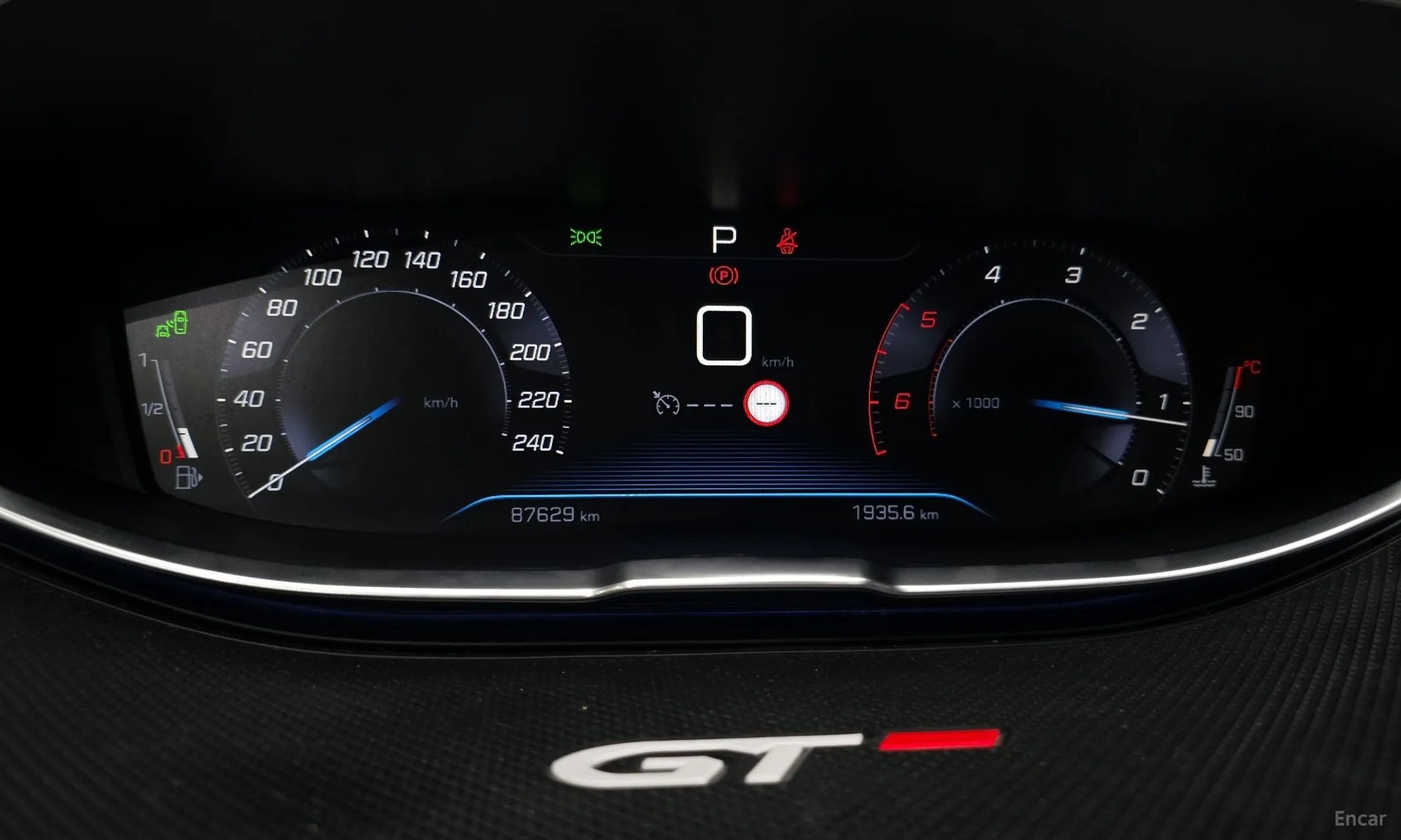 Peugeot 5008 2nd generation превью 8
