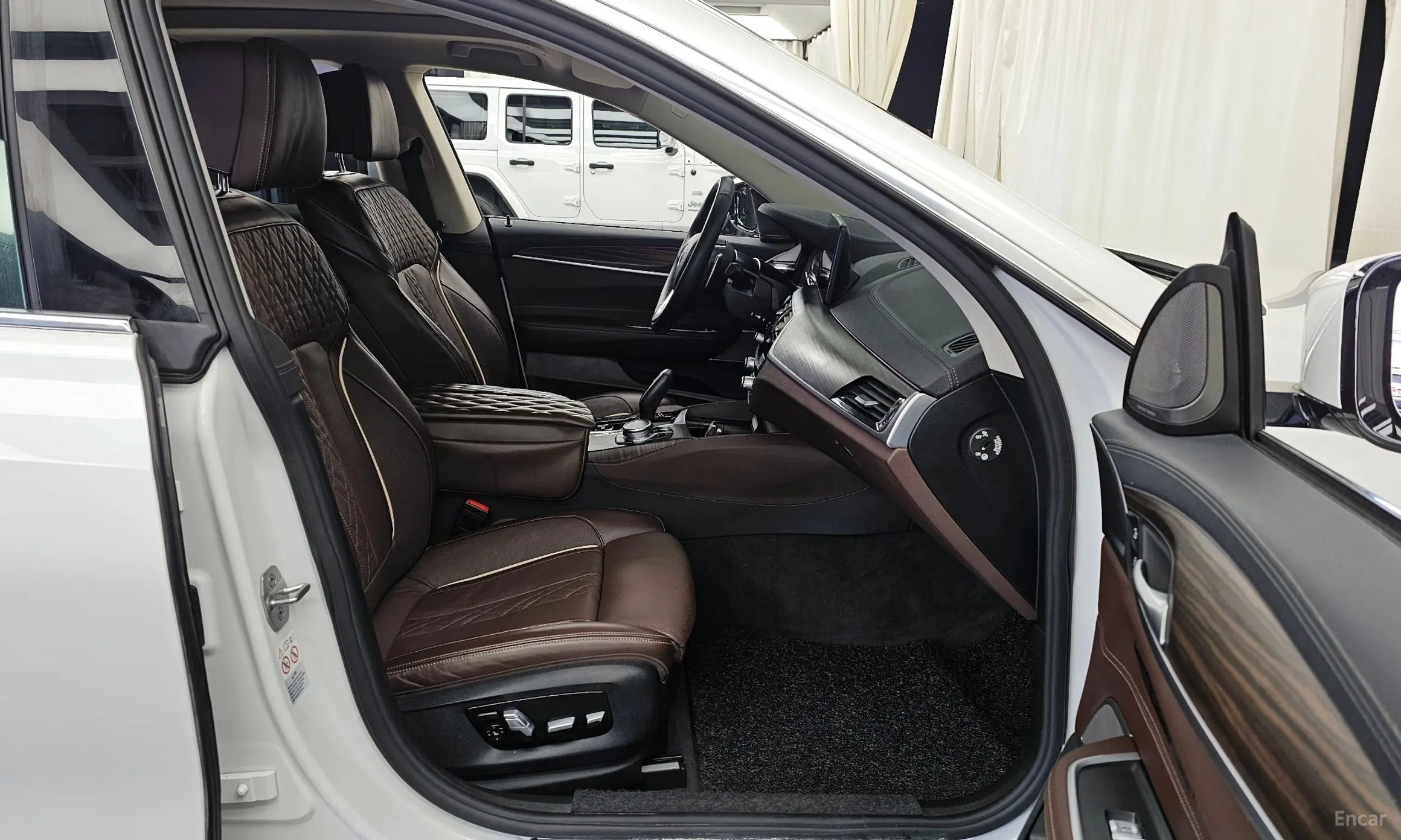 BMW 6-Series GT (G32) превью 11