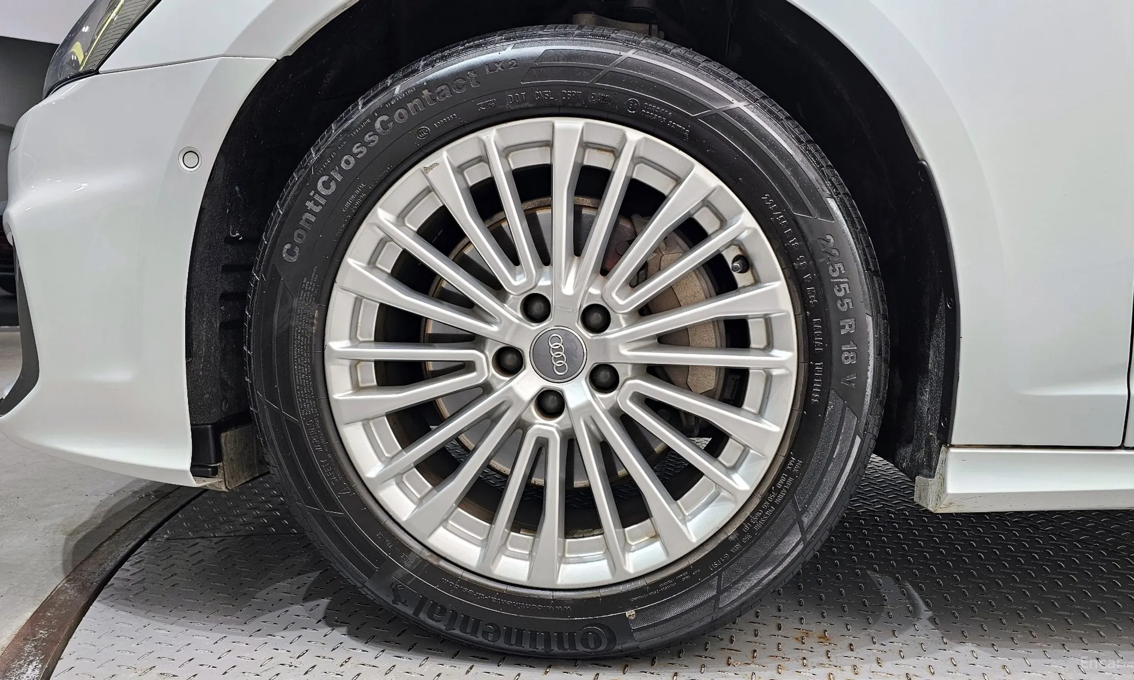 Audi A6 (C8) превью 5