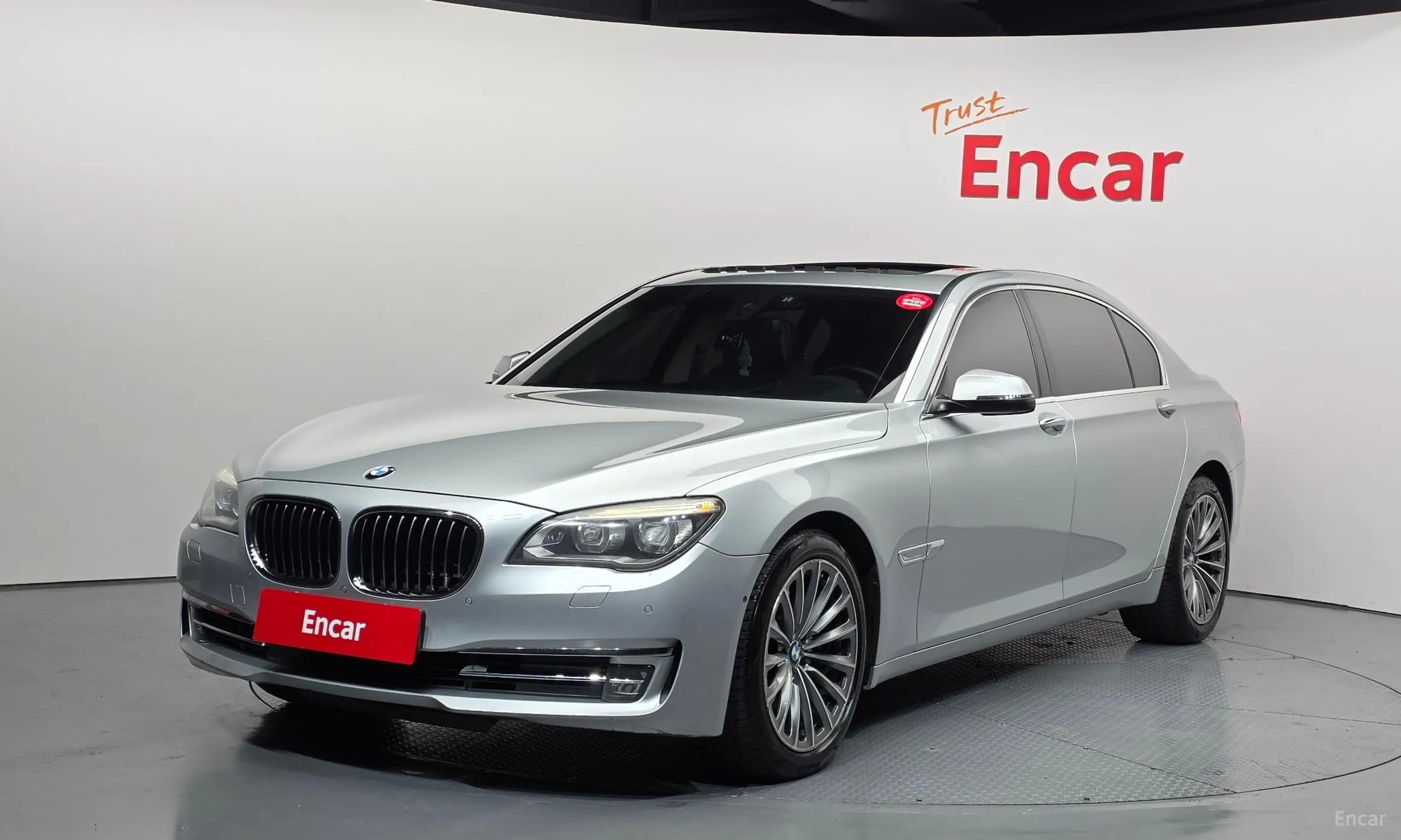 BMW 7 Series (F01)
