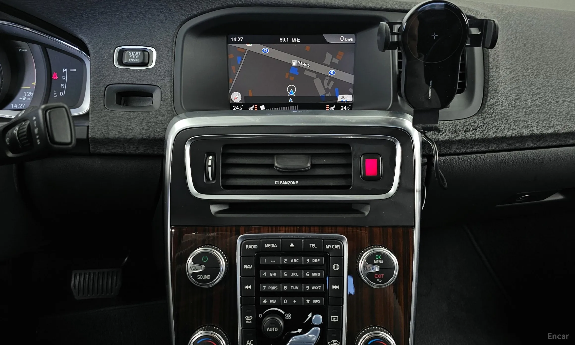 Volvo S60 превью 14