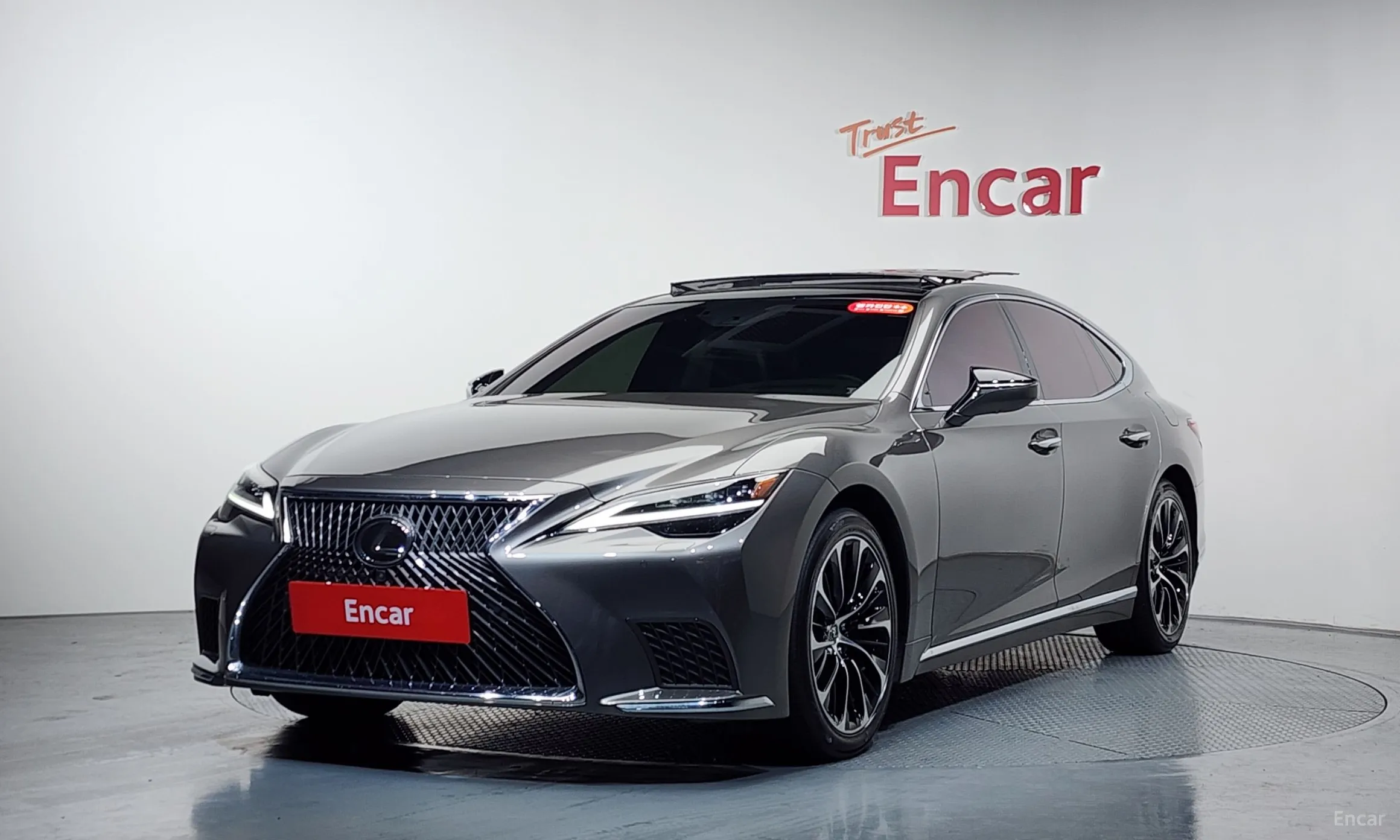 Lexus LS500 5th Generation