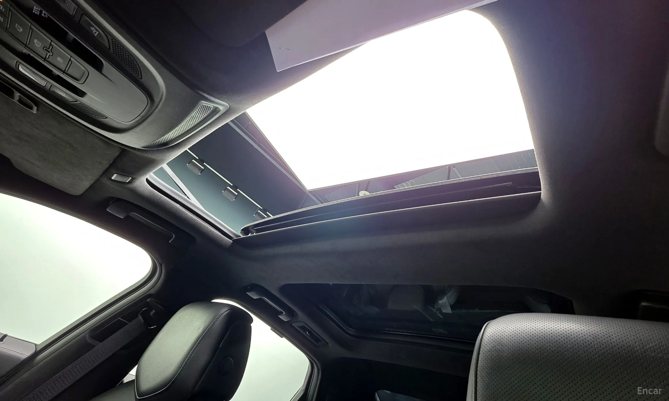 Cadillac CT6 превью 19