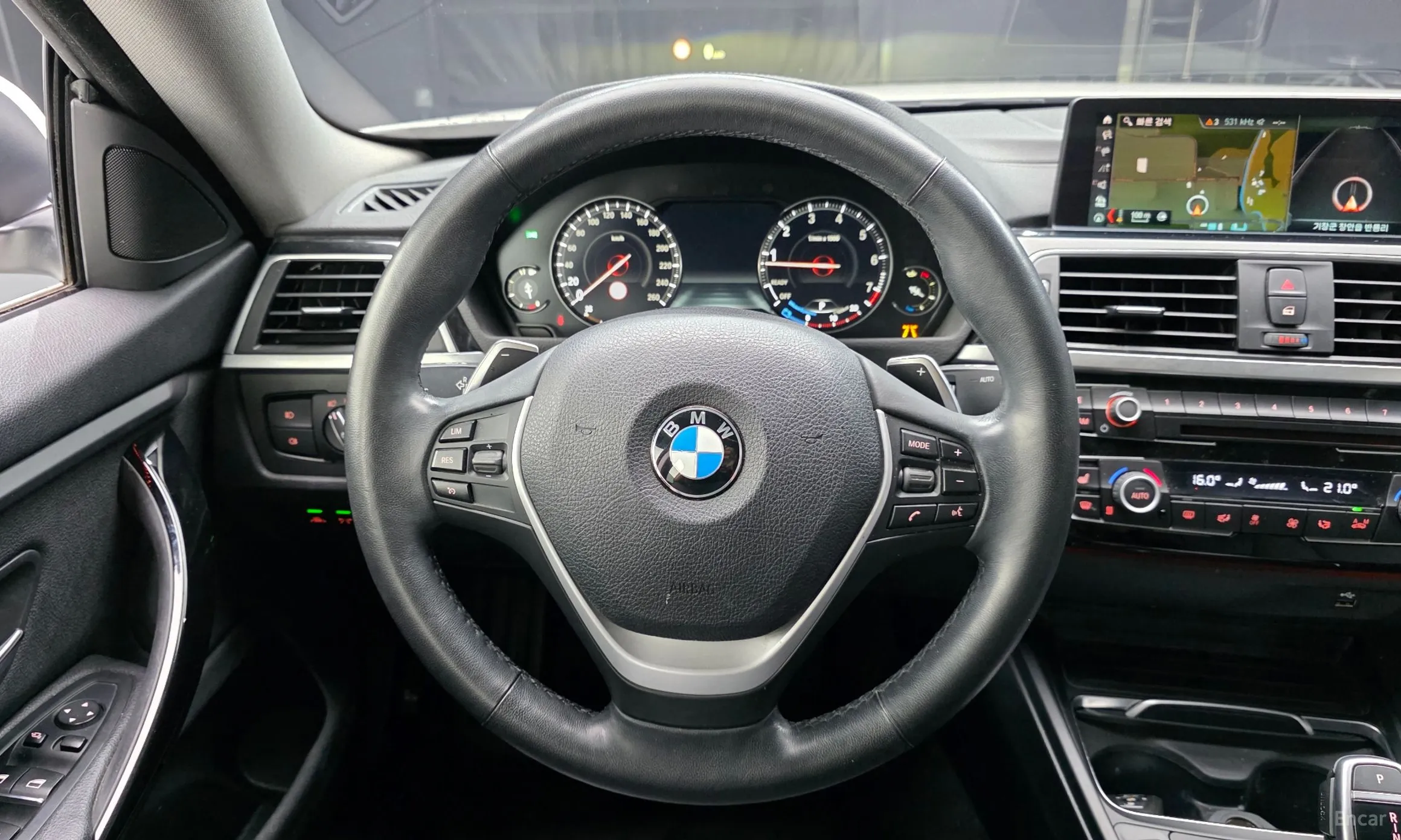 BMW Series 4 (F32) превью 13