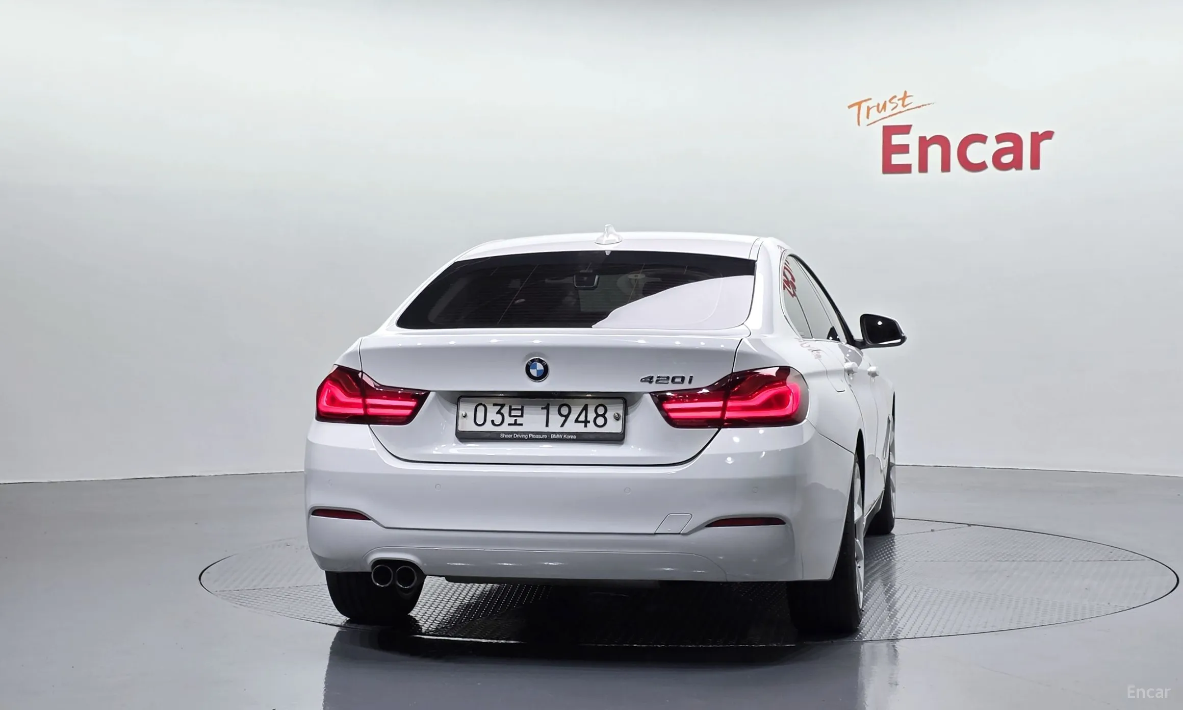 BMW Series 4 (F32) превью 4