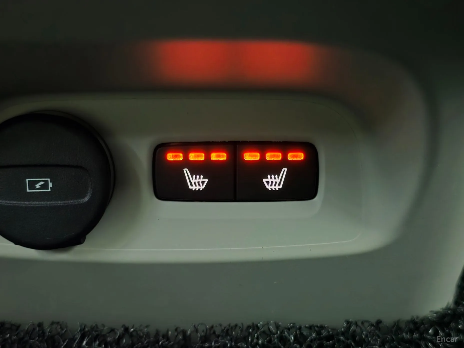 Volvo XC40 превью 19