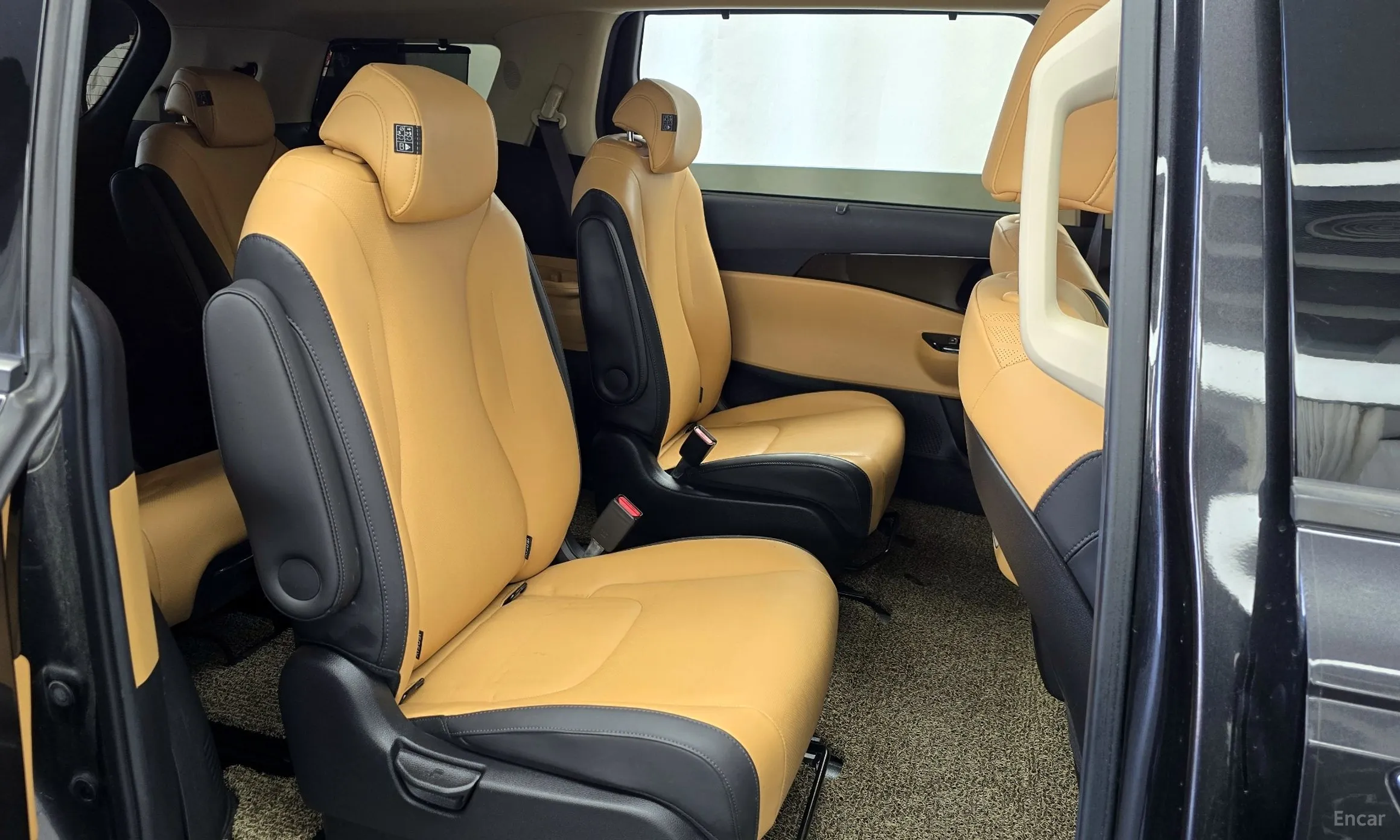 Kia Carnival Gen 4 превью 12