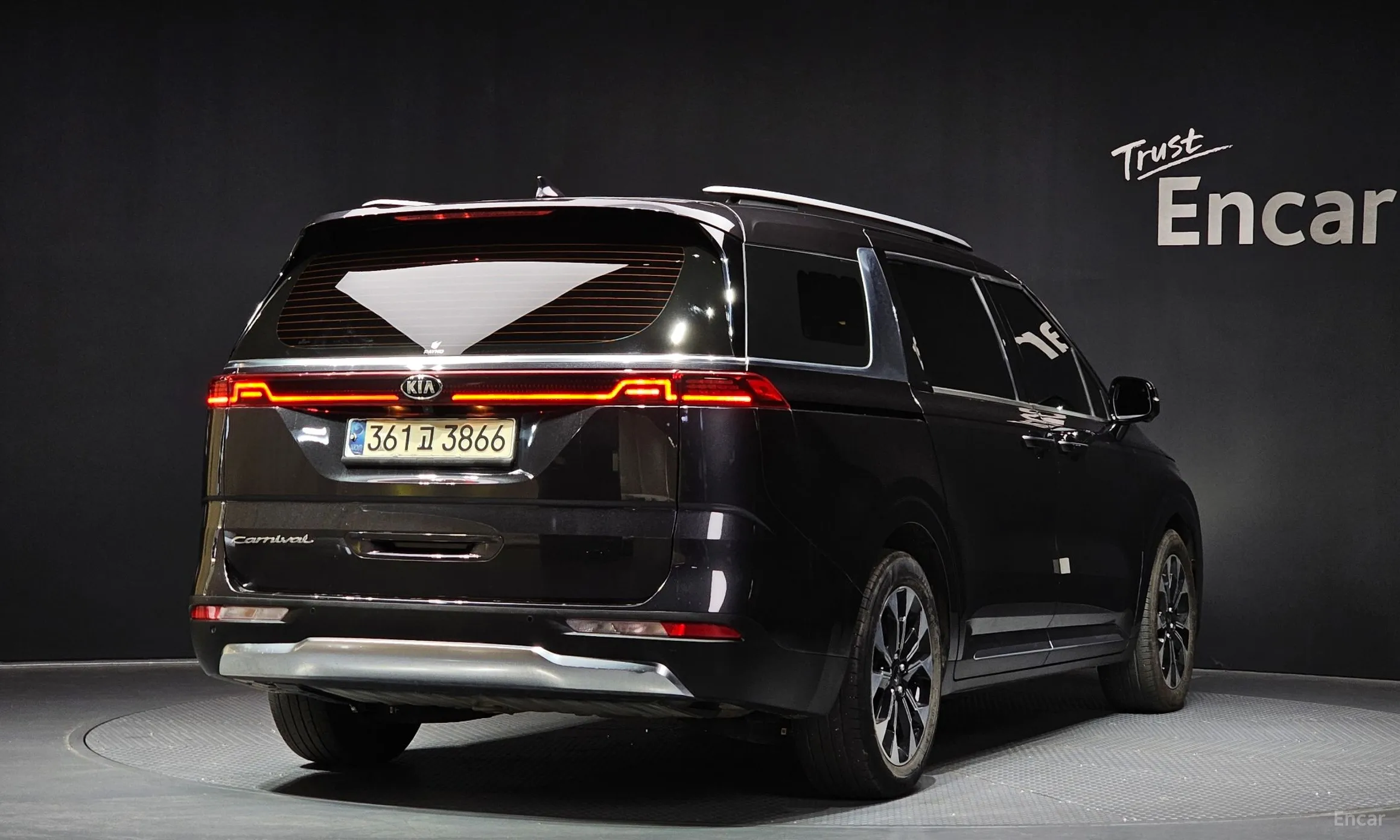 Kia Carnival Gen 4 превью 2