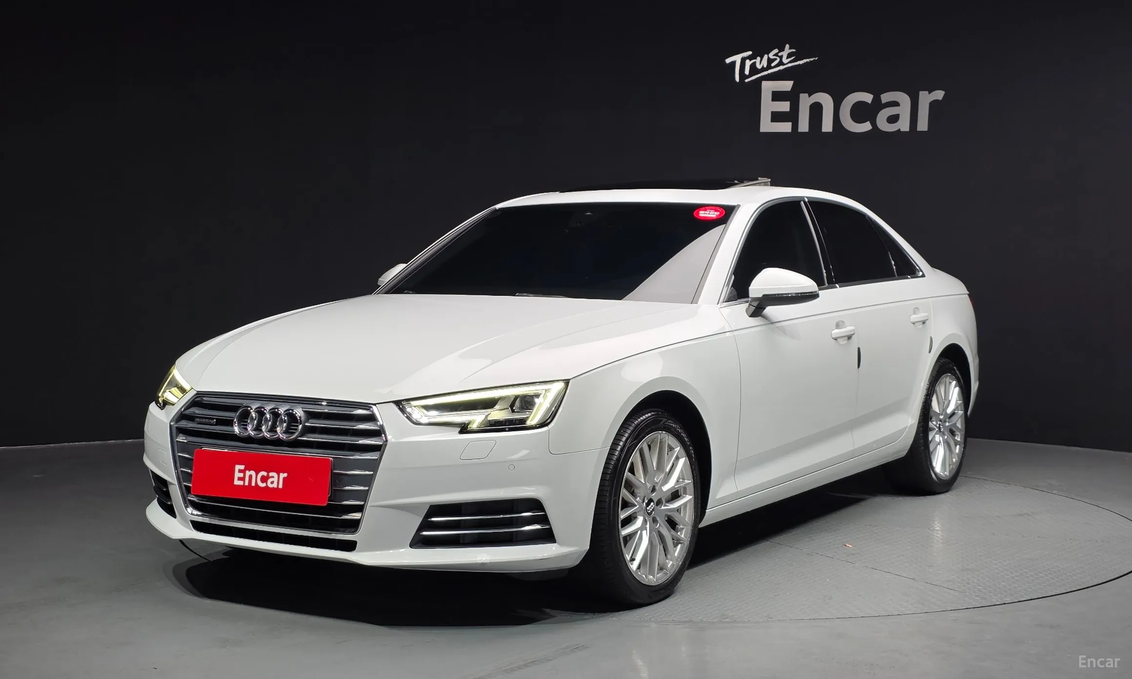 Audi A4 (B9)