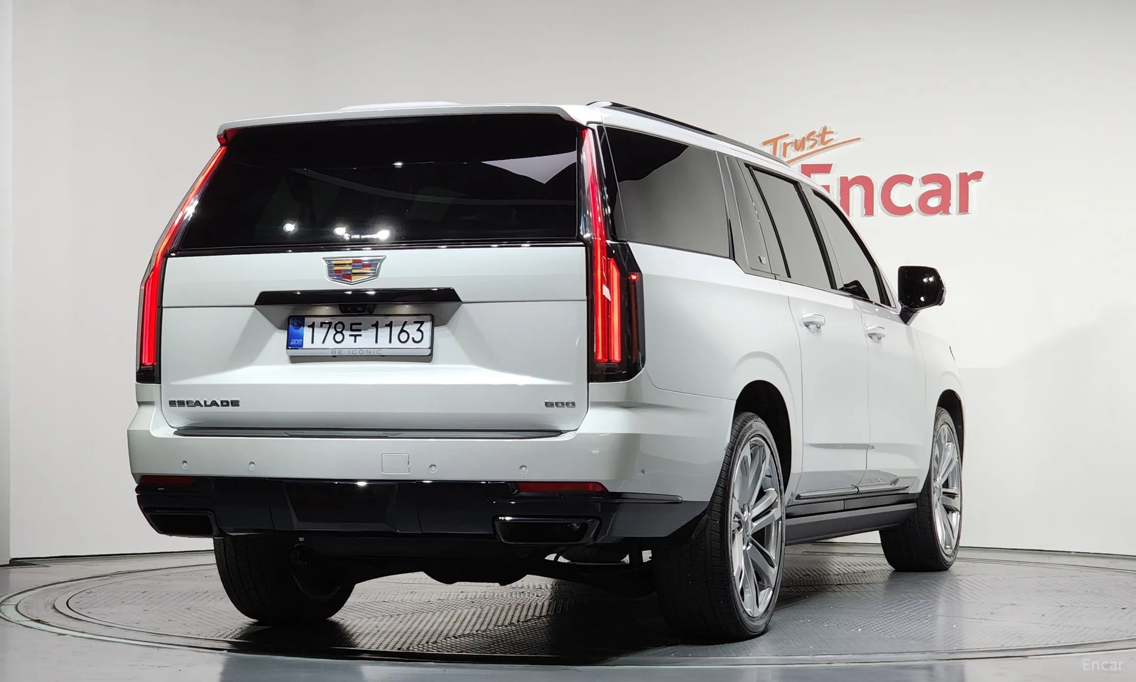 Cadillac Escalade 5th Generation