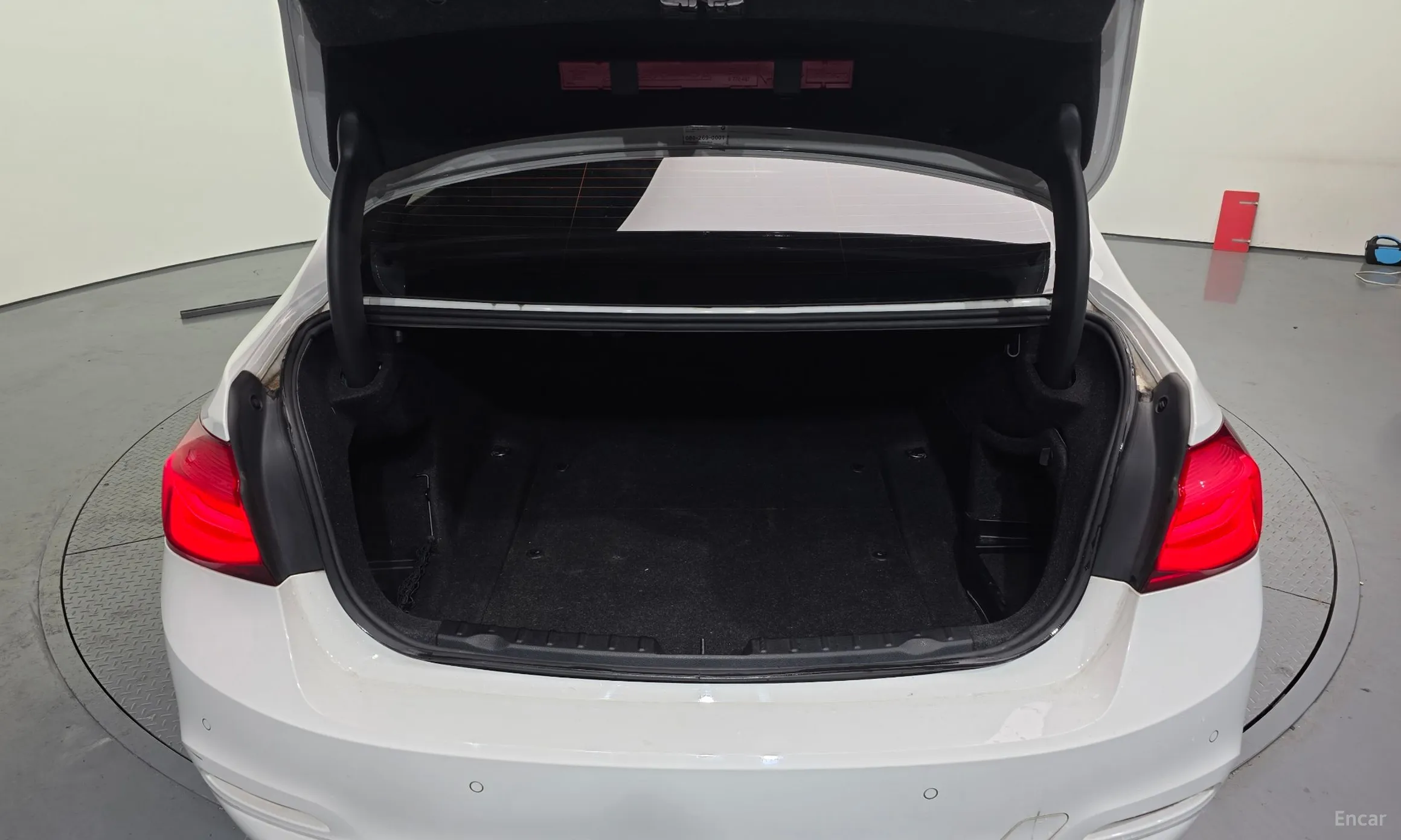 BMW 3 Series (F30) превью 20