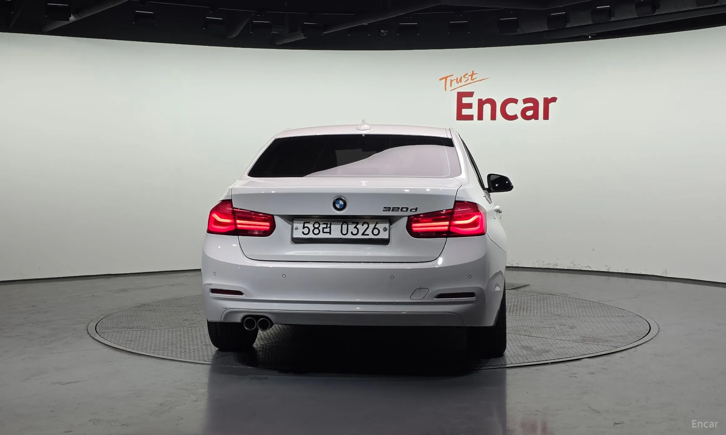 BMW 3 Series (F30) превью 4