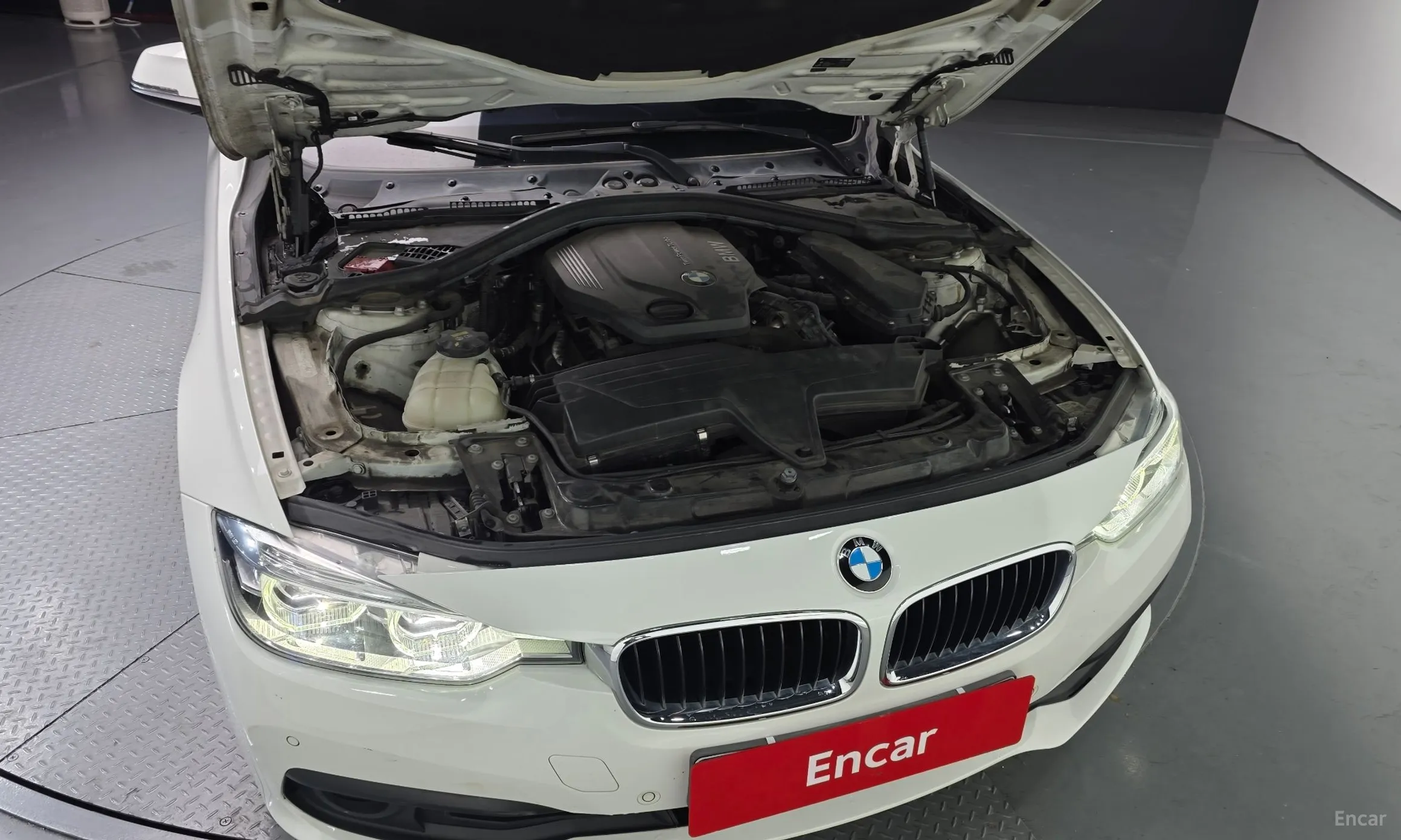 BMW 3 Series (F30) превью 6
