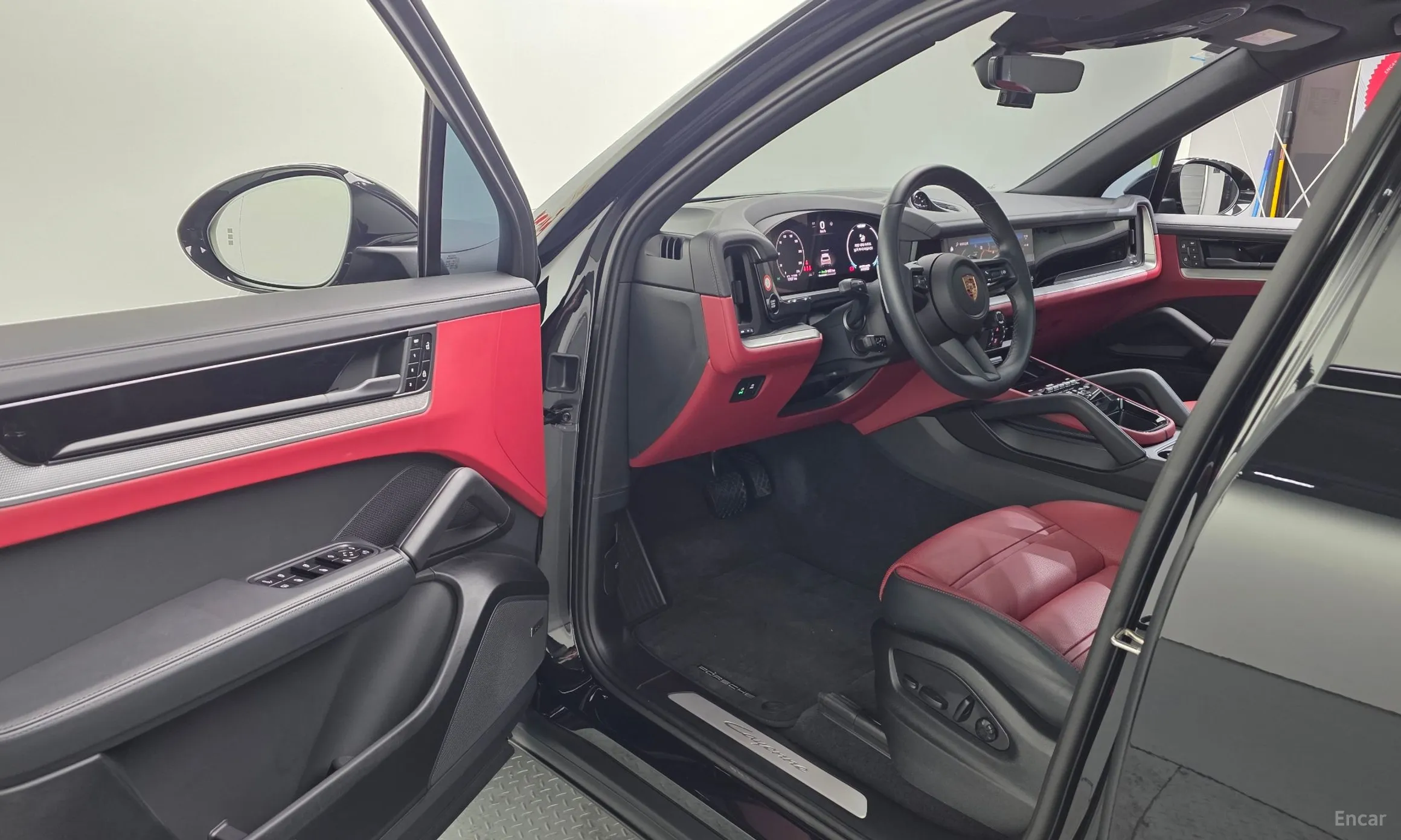 Porsche Cayenne (PO536) превью 10