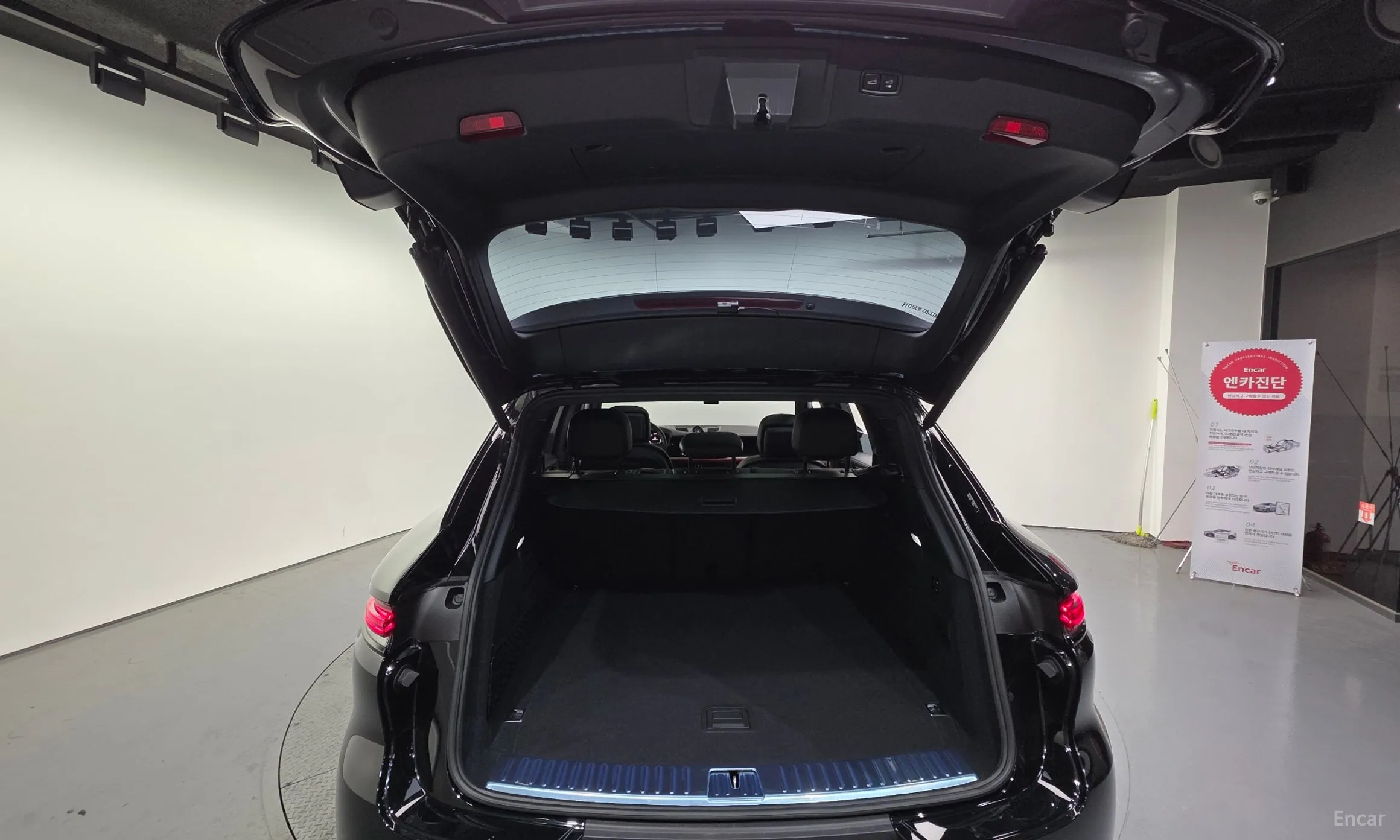 Porsche Cayenne (PO536) превью 19