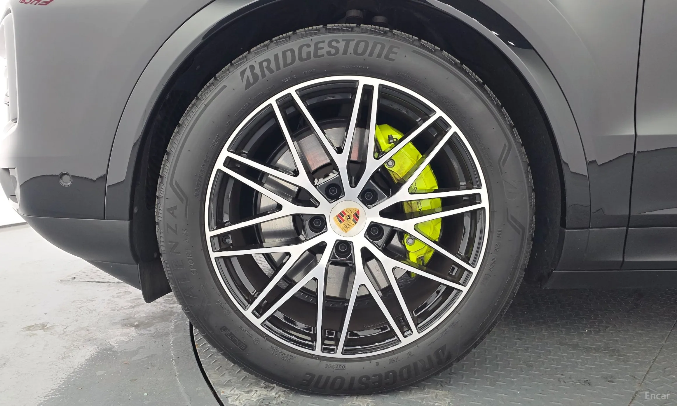 Porsche Cayenne (PO536) превью 5