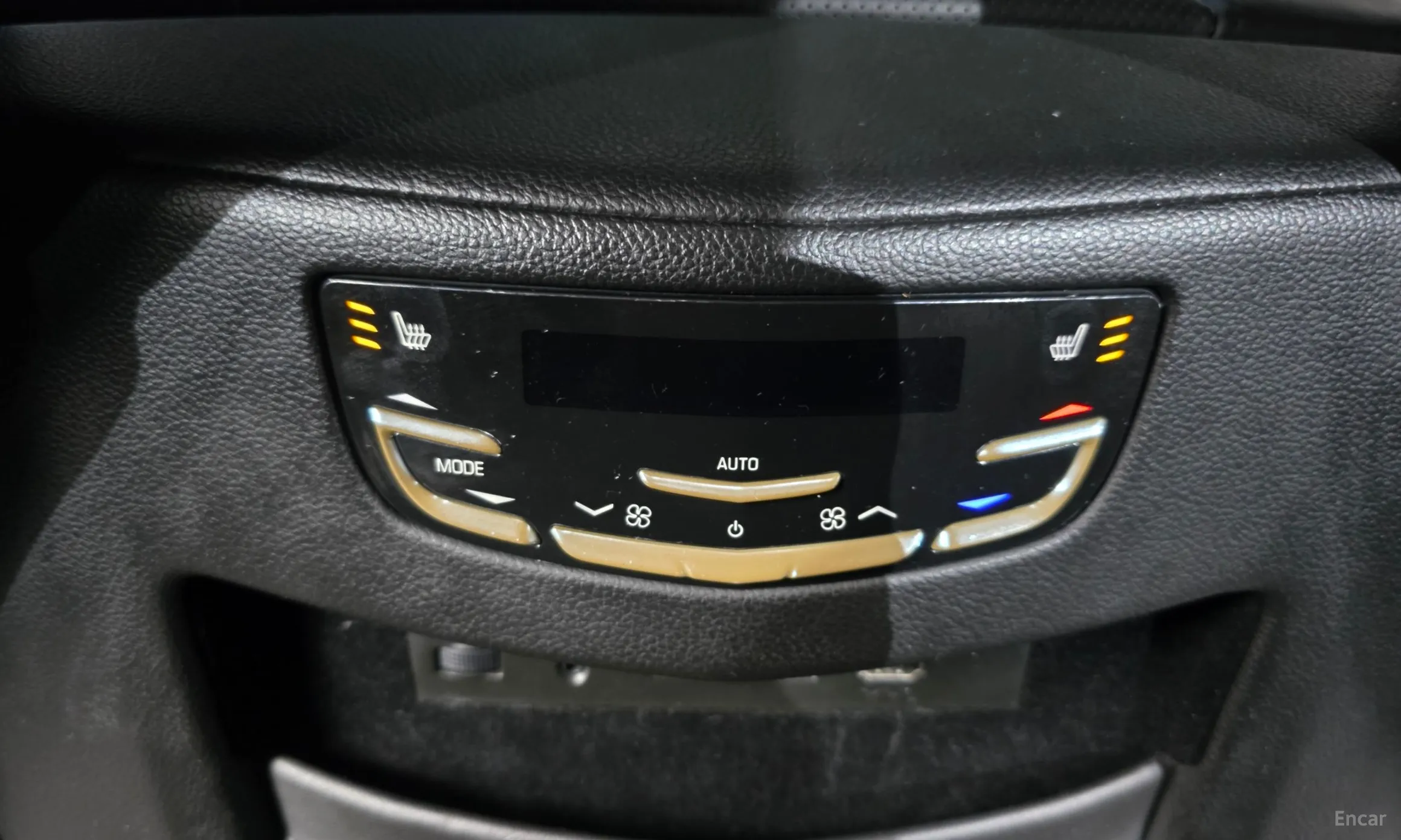Cadillac Escalade превью 19