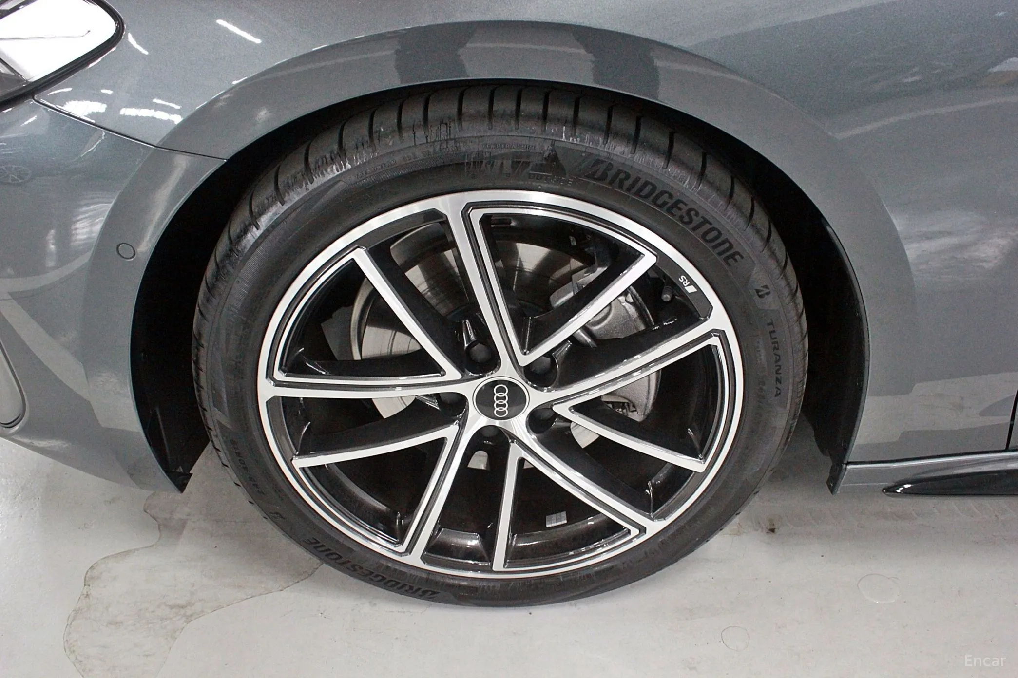 Audi A5 (B10) превью 5