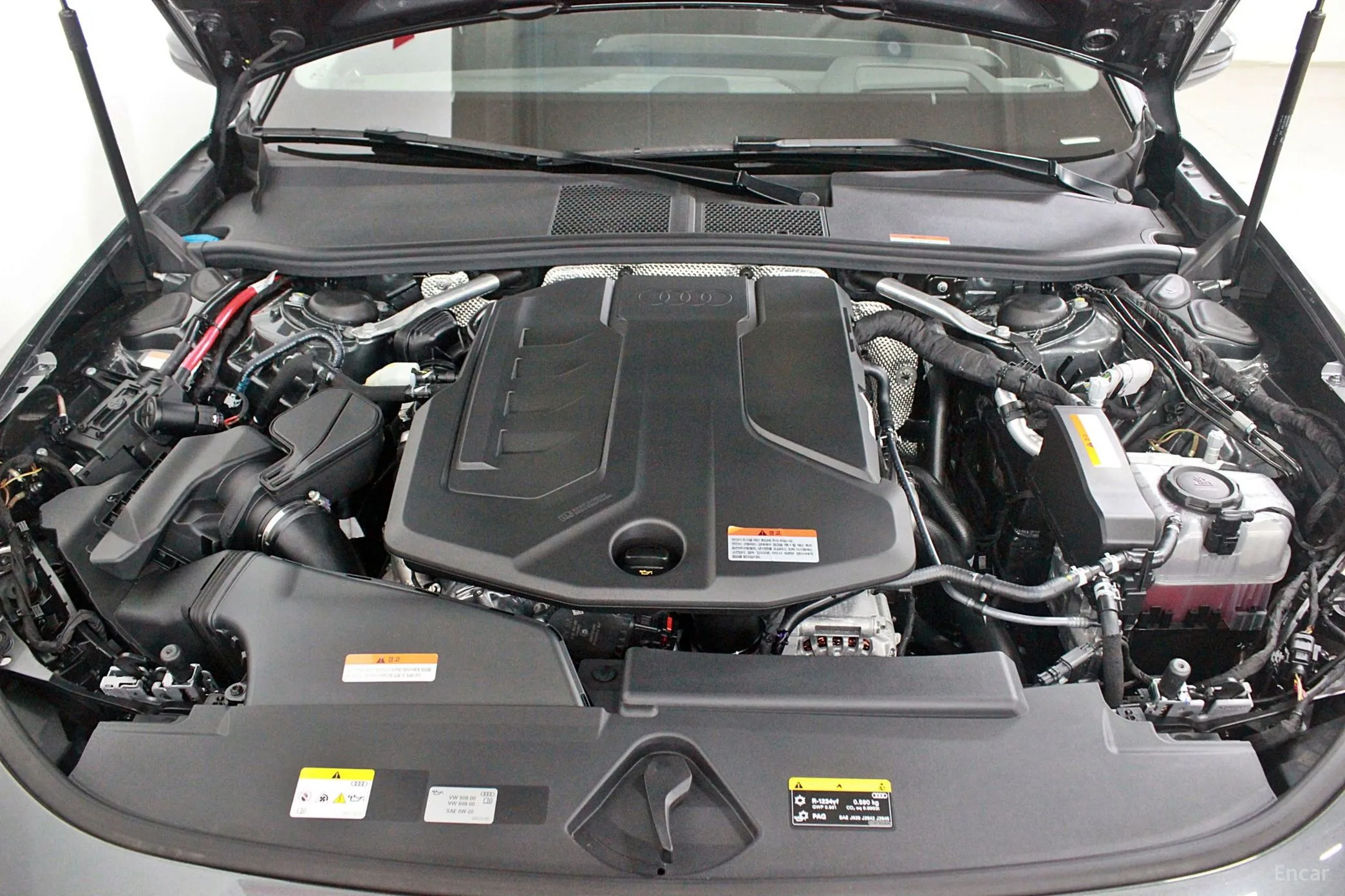 Audi A5 (B10) превью 6
