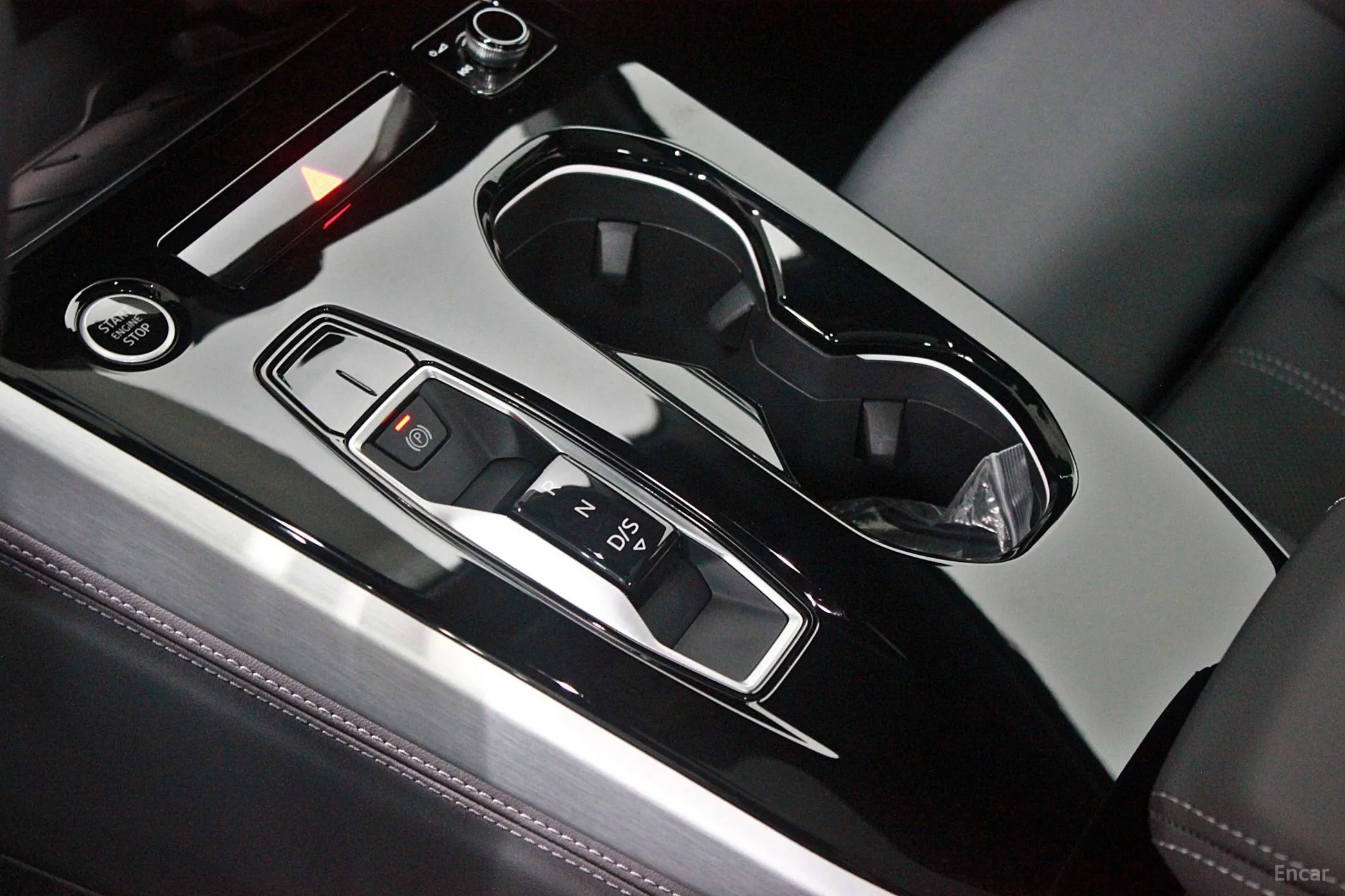 Audi A5 (B10) превью 9