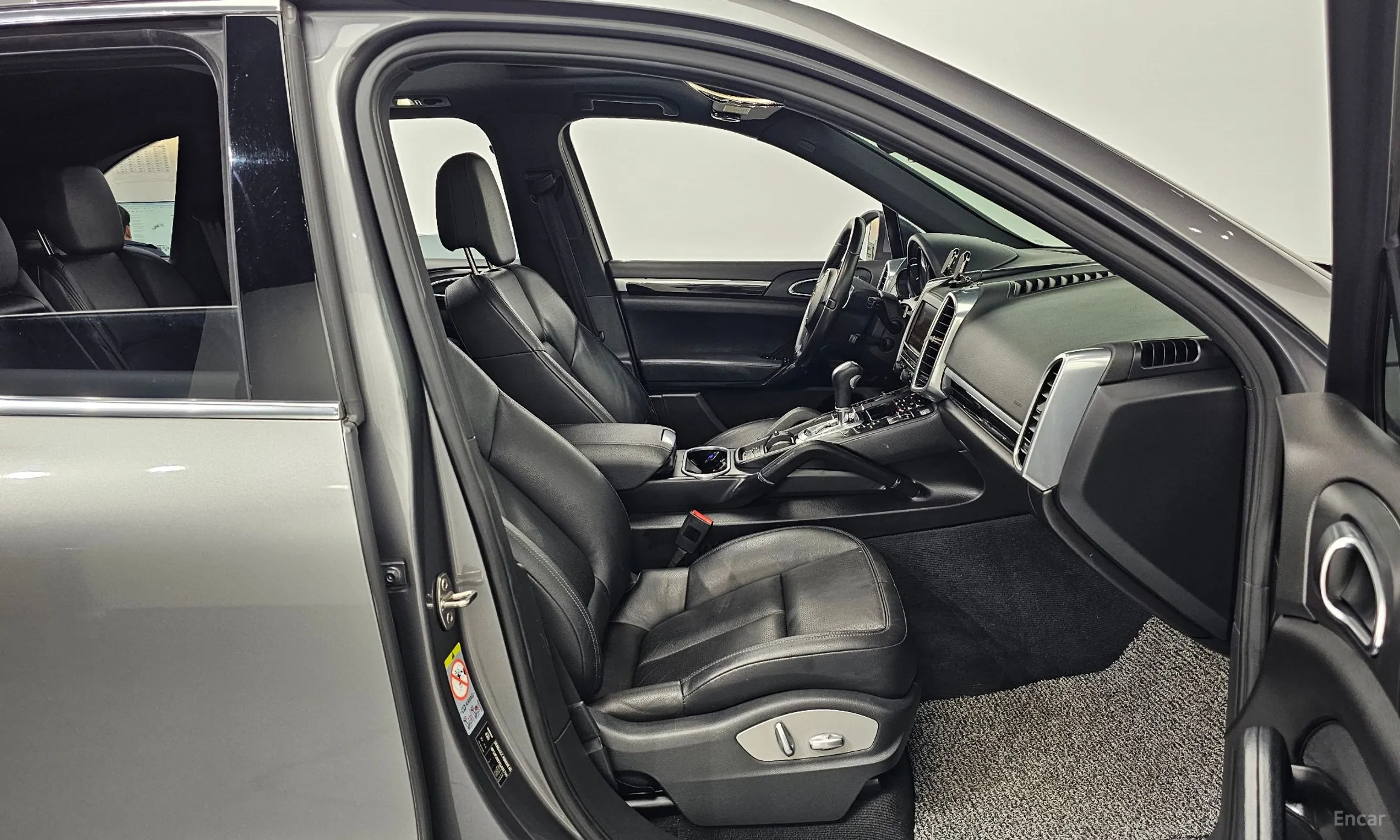 Porsche New Cayenne превью 10