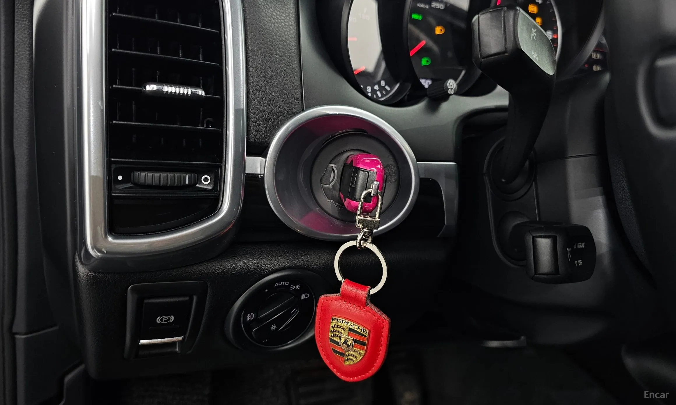Porsche New Cayenne превью 16