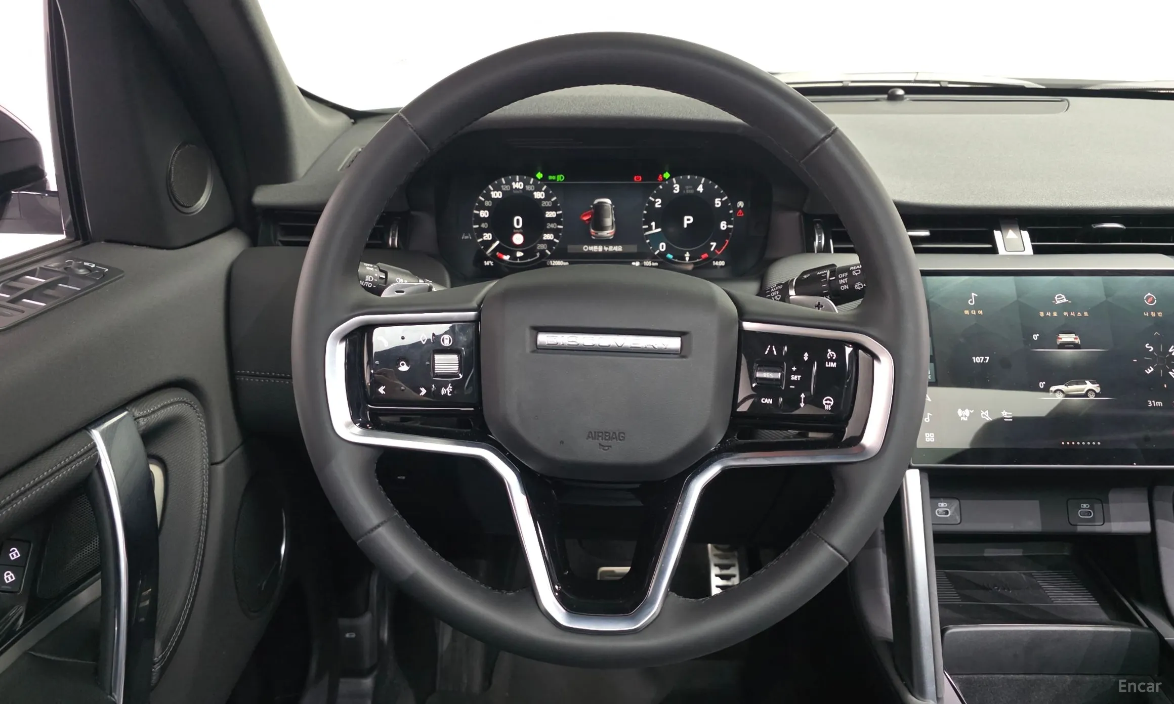 Land Rover Discovery Sports превью 13