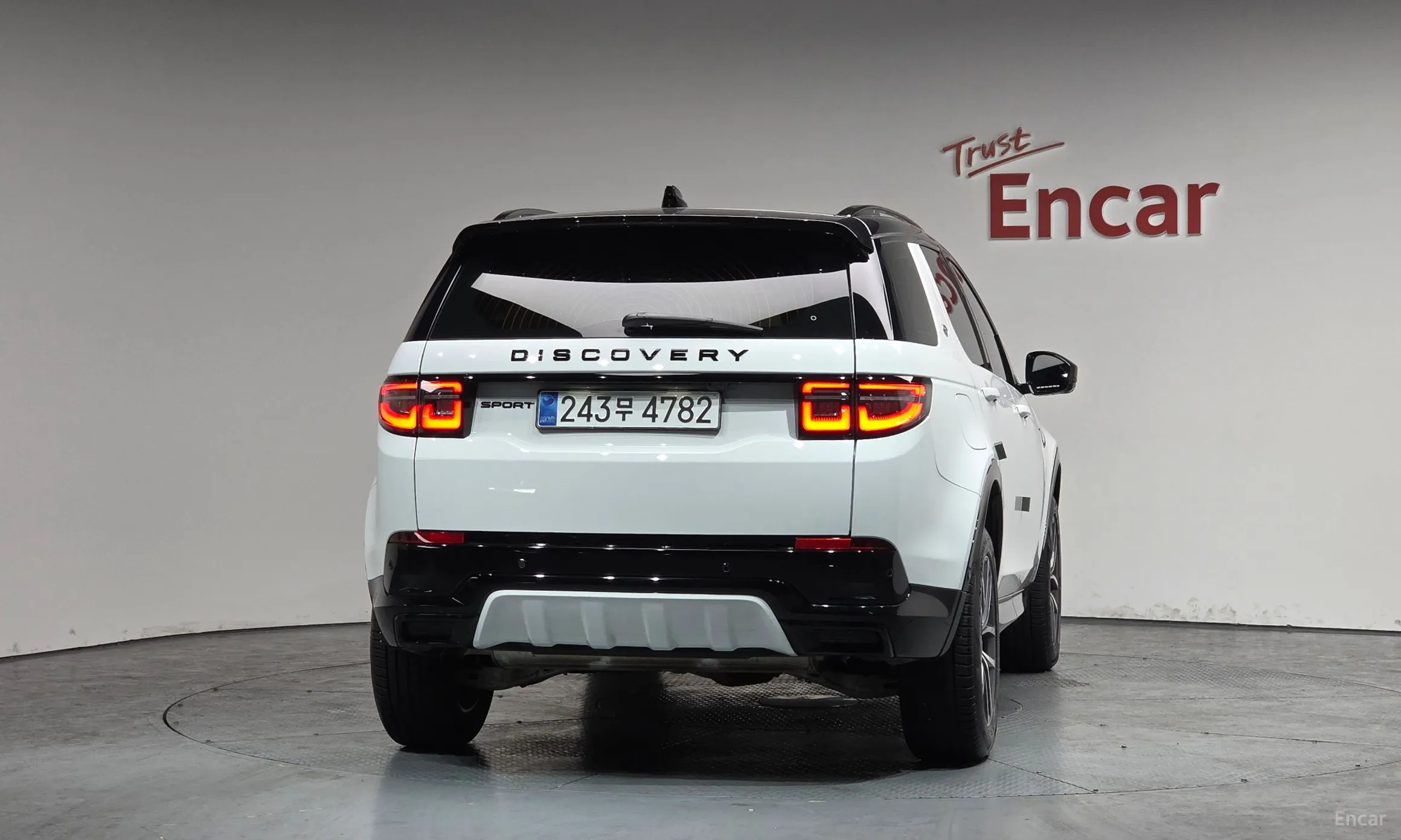 Land Rover Discovery Sports превью 4