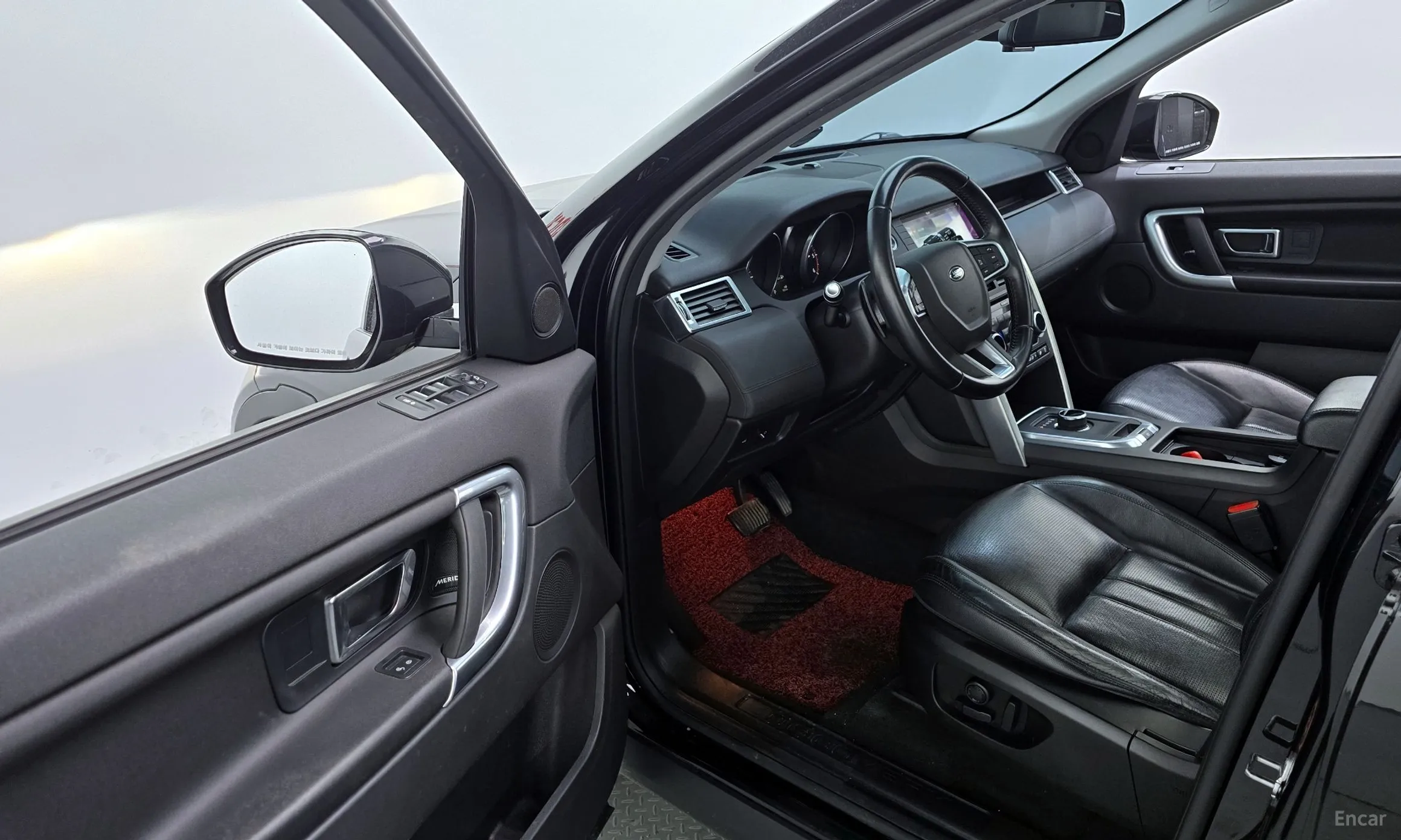 Land Rover Discovery Sports превью 10