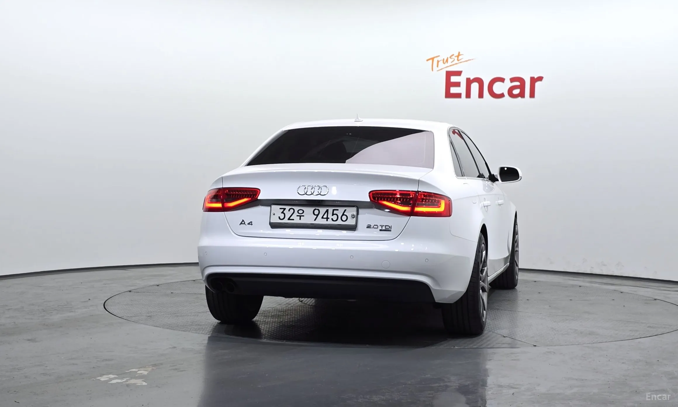 Audi New A4 превью 4