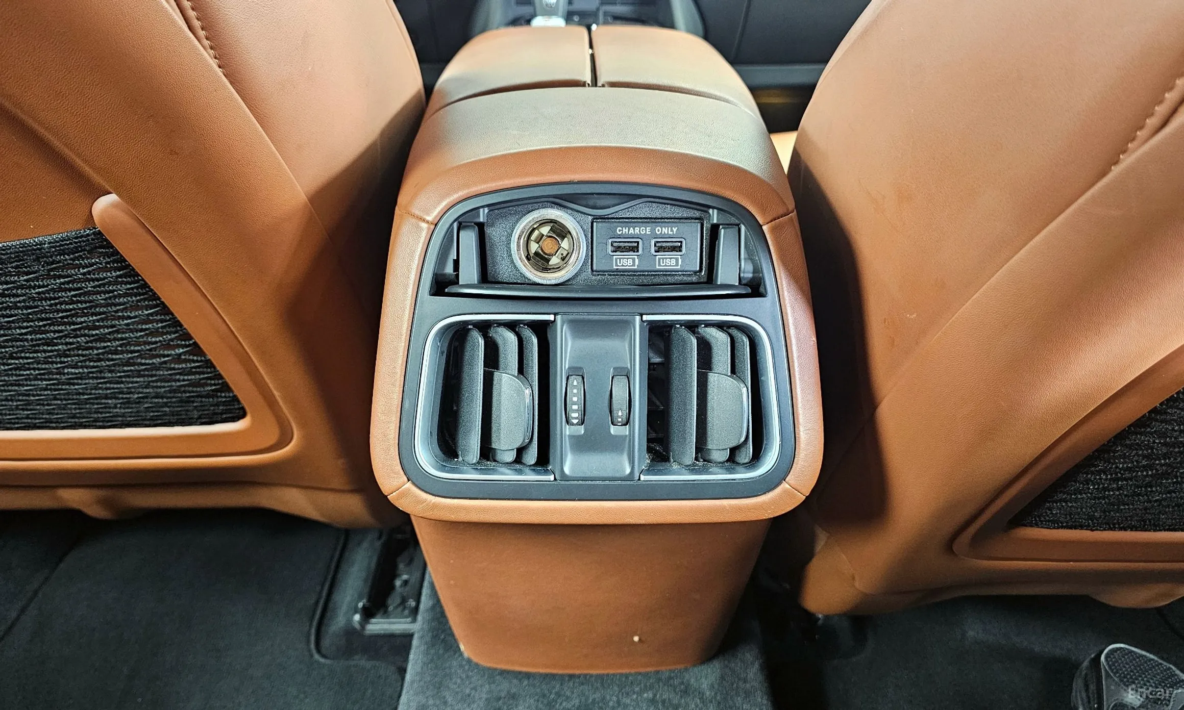 Maserati Levante превью 18