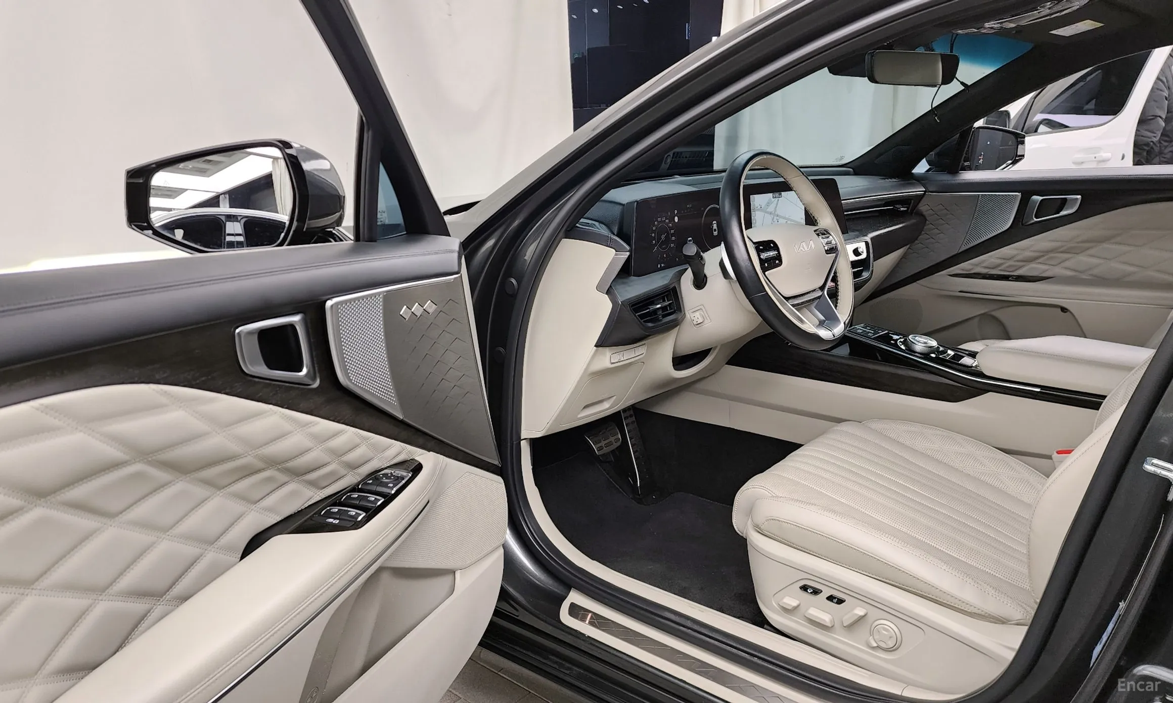 Kia K8 превью 10