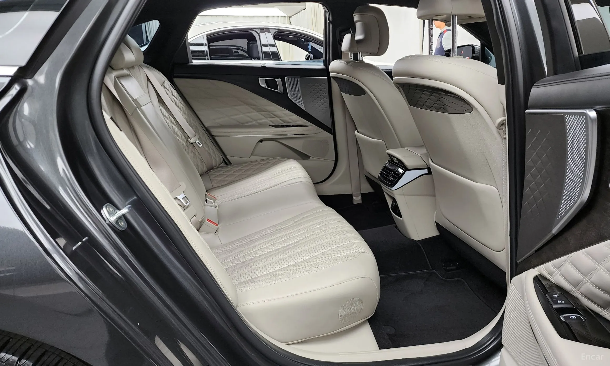 Kia K8 превью 12