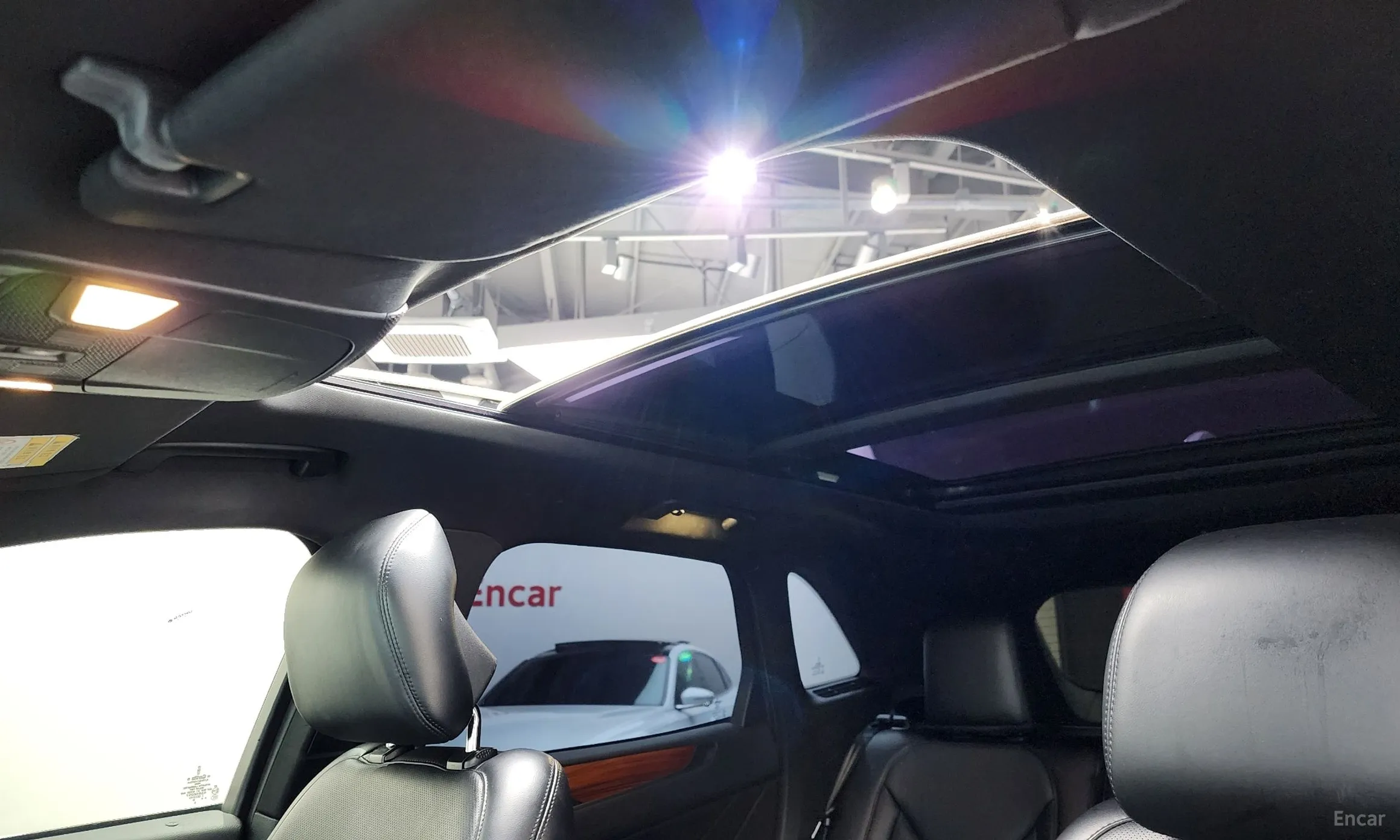 Lincoln MKC превью 19