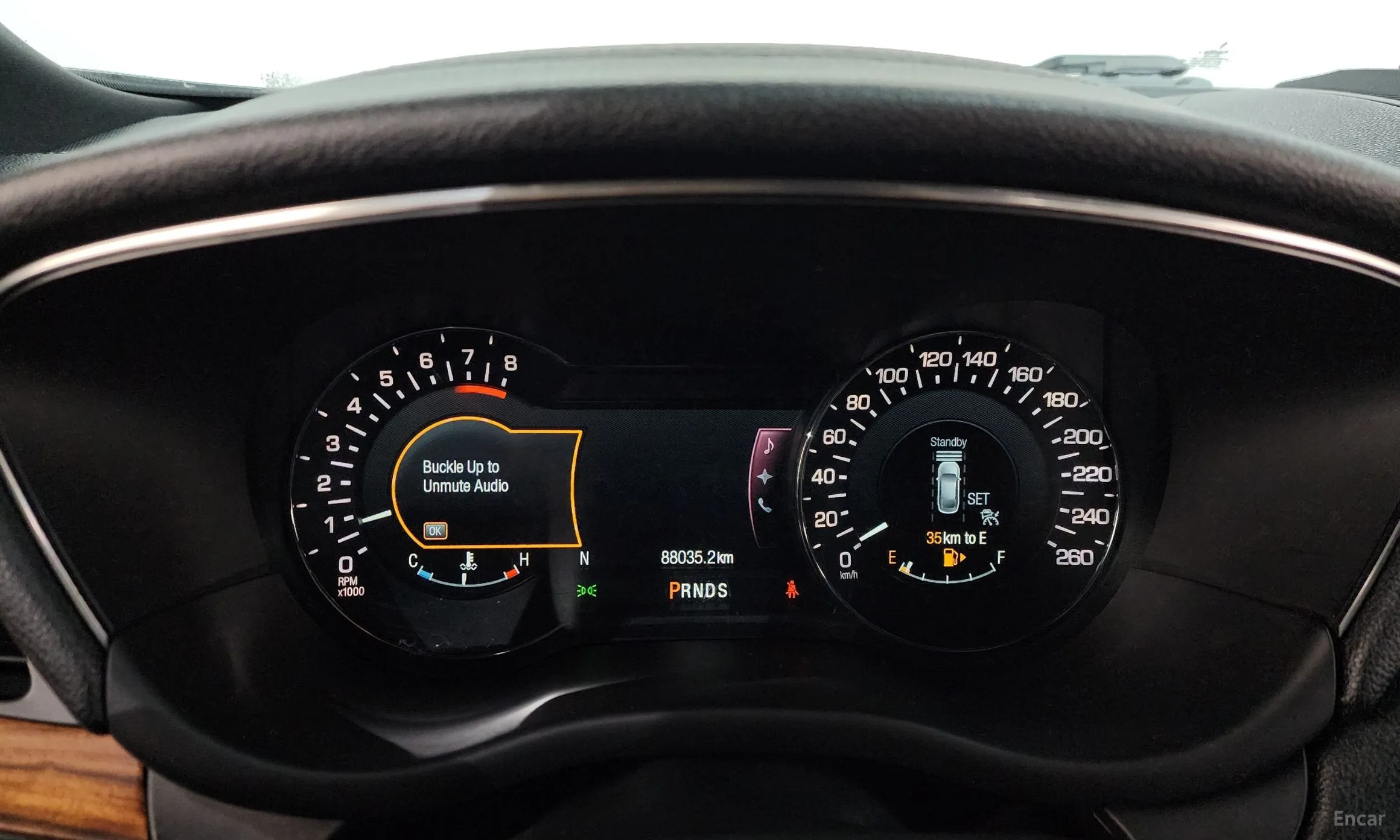 Lincoln MKC превью 8
