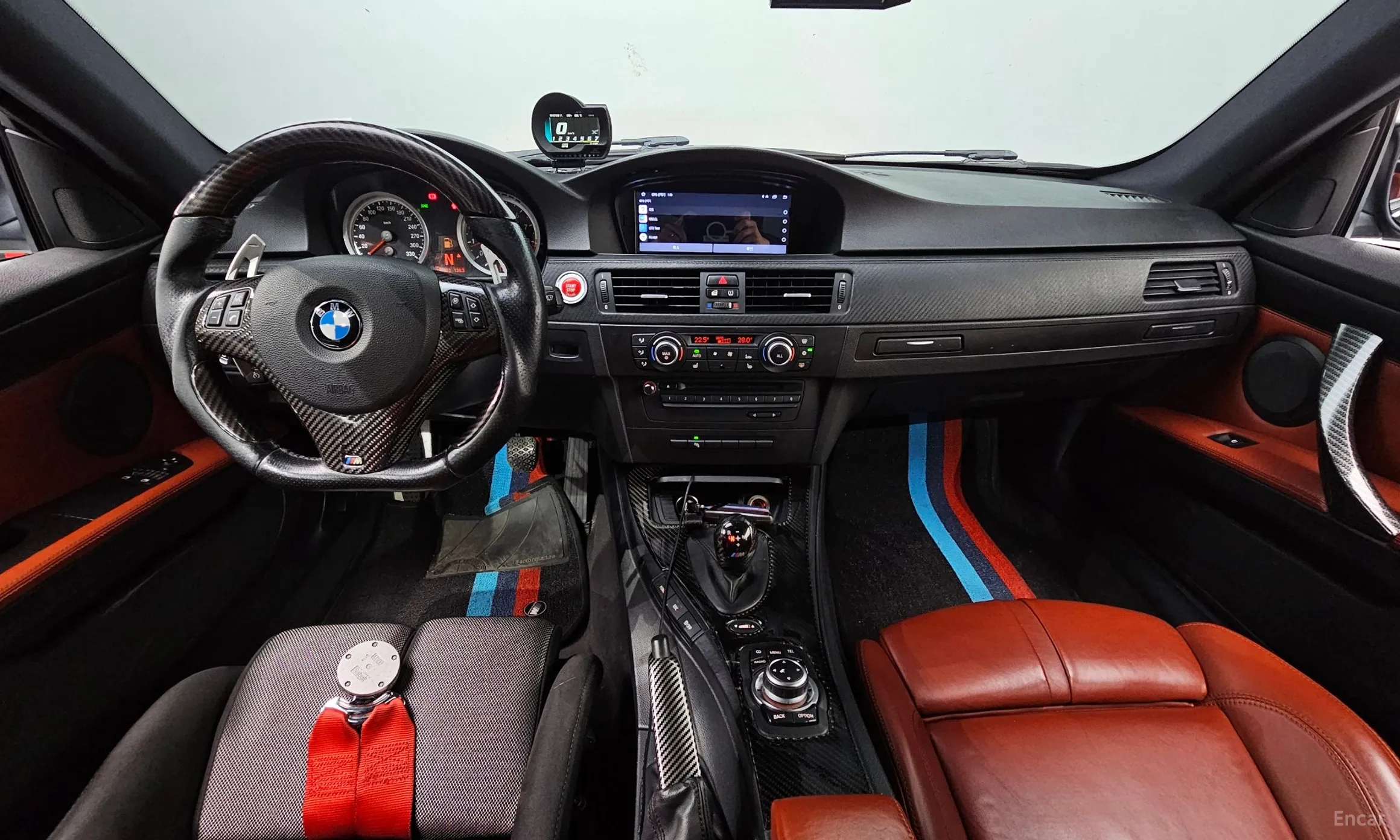 BMW M3 (E90) превью 6