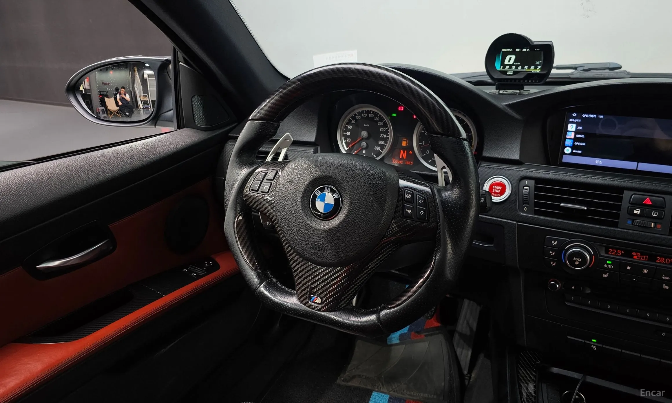 BMW M3 (E90) превью 7