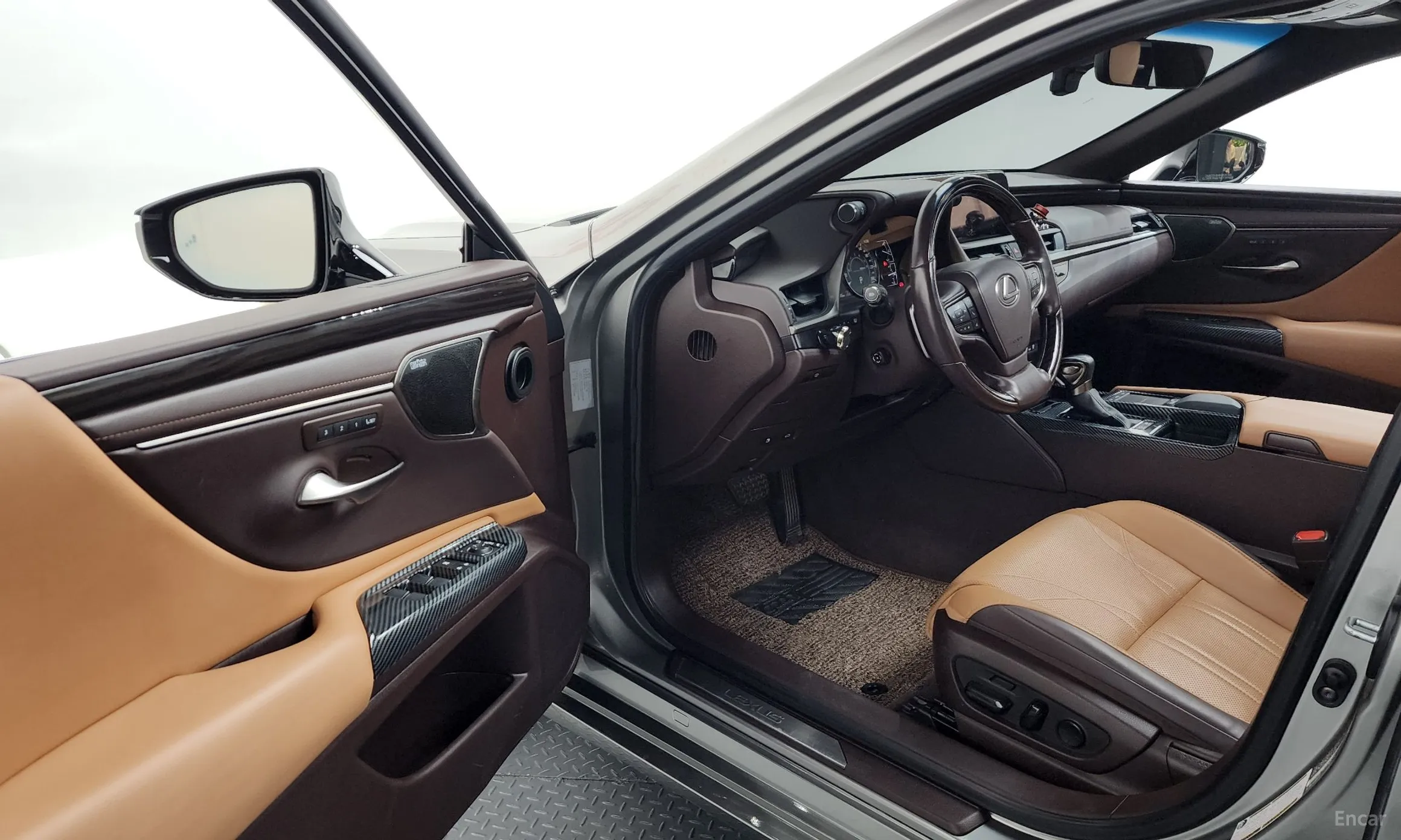 Lexus ES300h 7th Generation превью 10