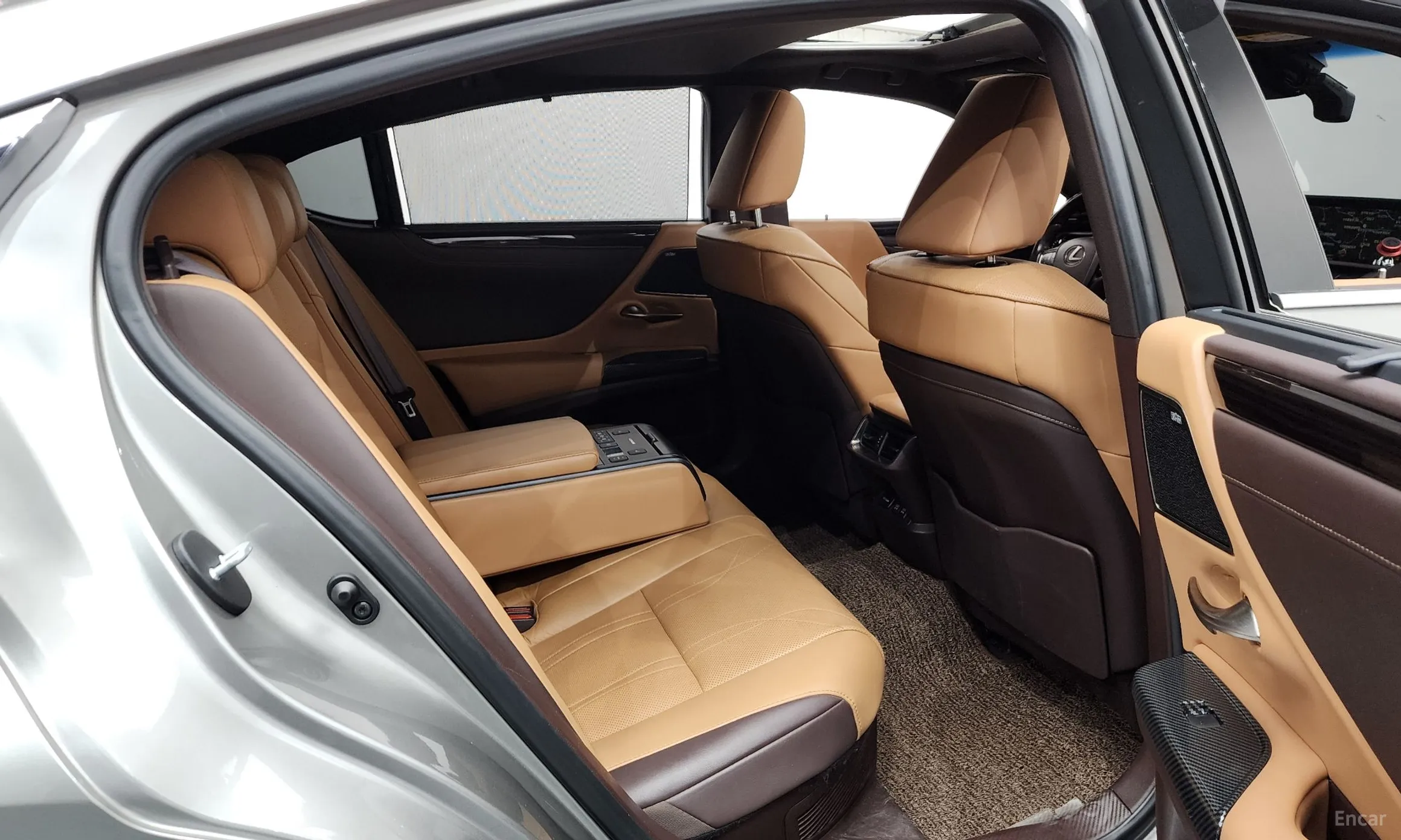 Lexus ES300h 7th Generation превью 12