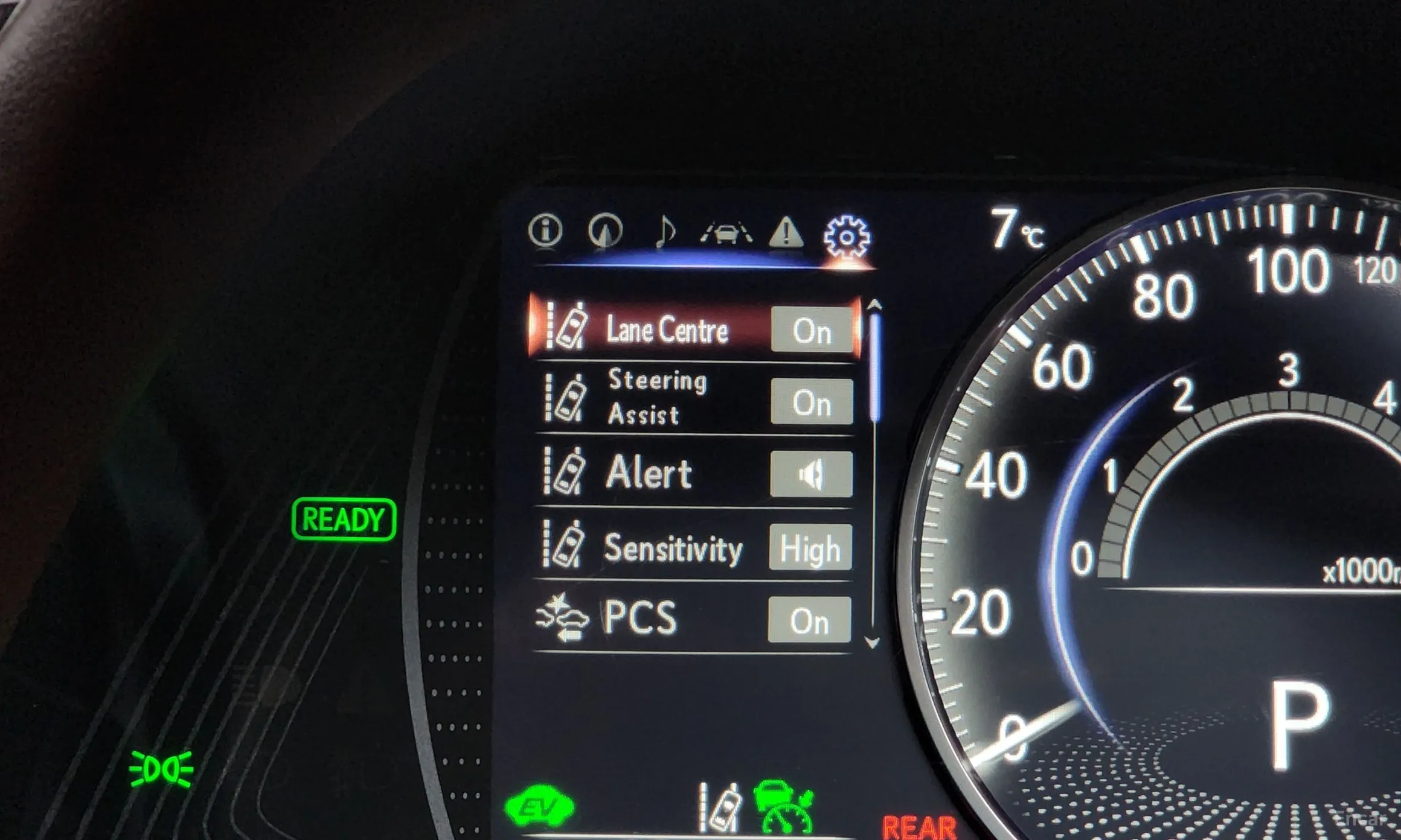 Lexus ES300h 7th Generation превью 16