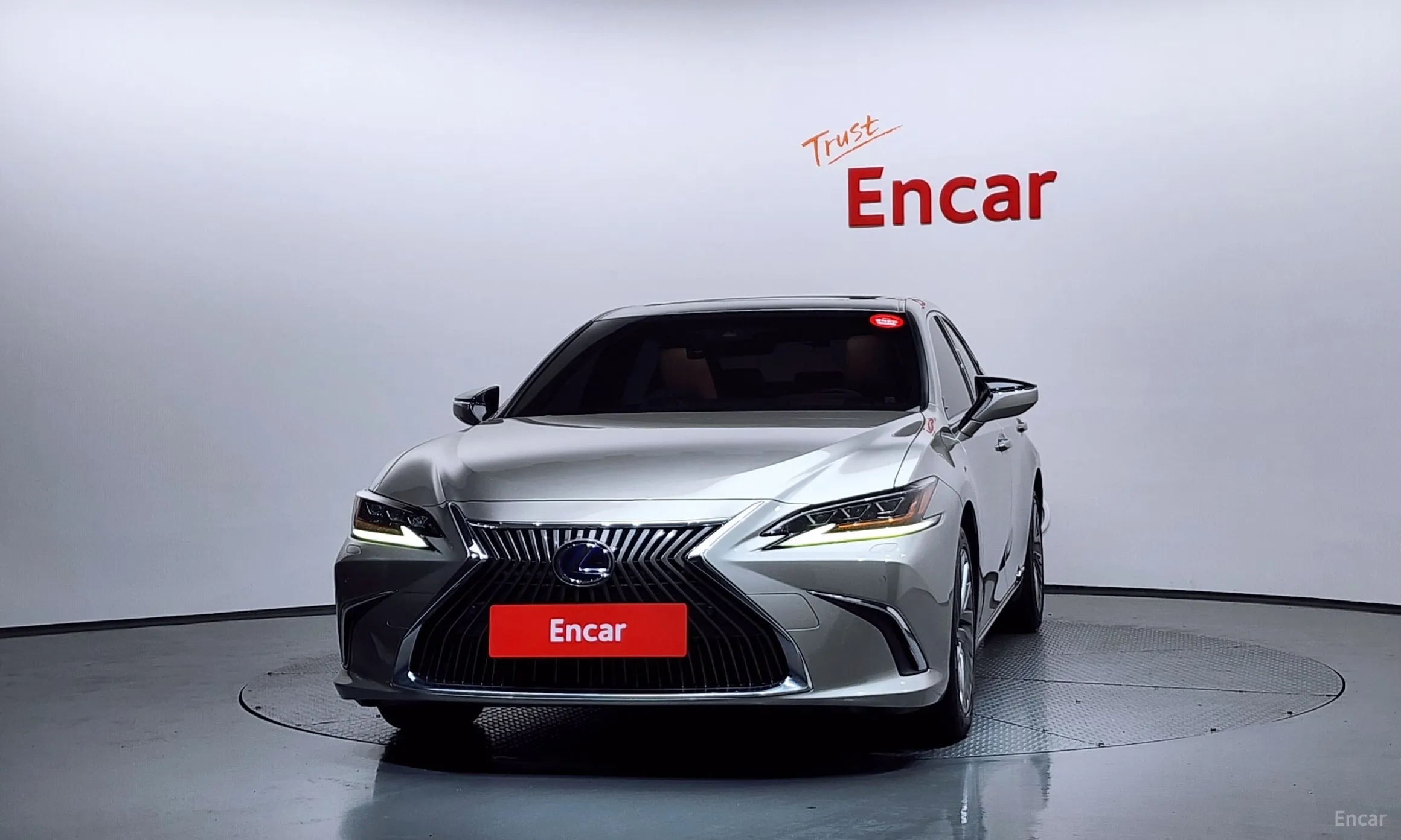 Lexus ES300h 7th Generation превью 3