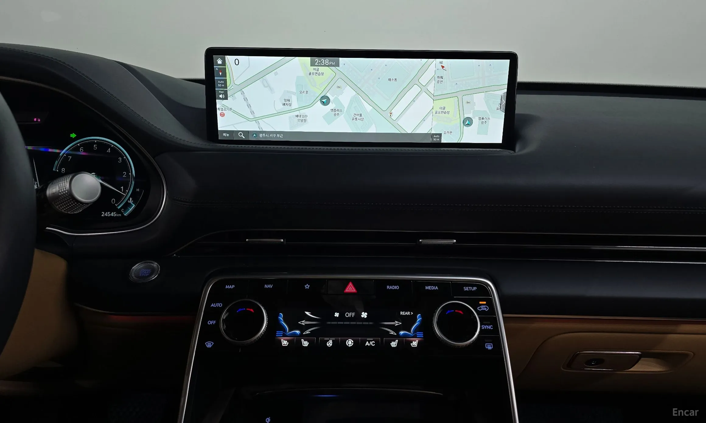 Genesis GV80 превью 14