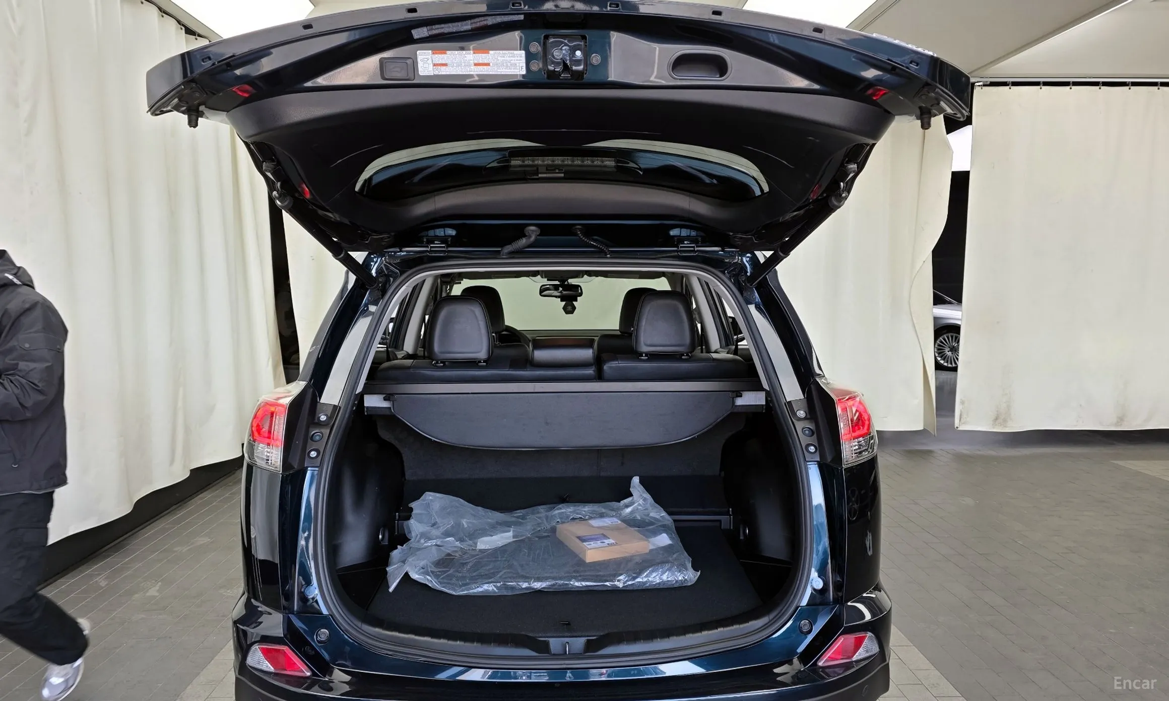 Toyota RAV4 превью 20
