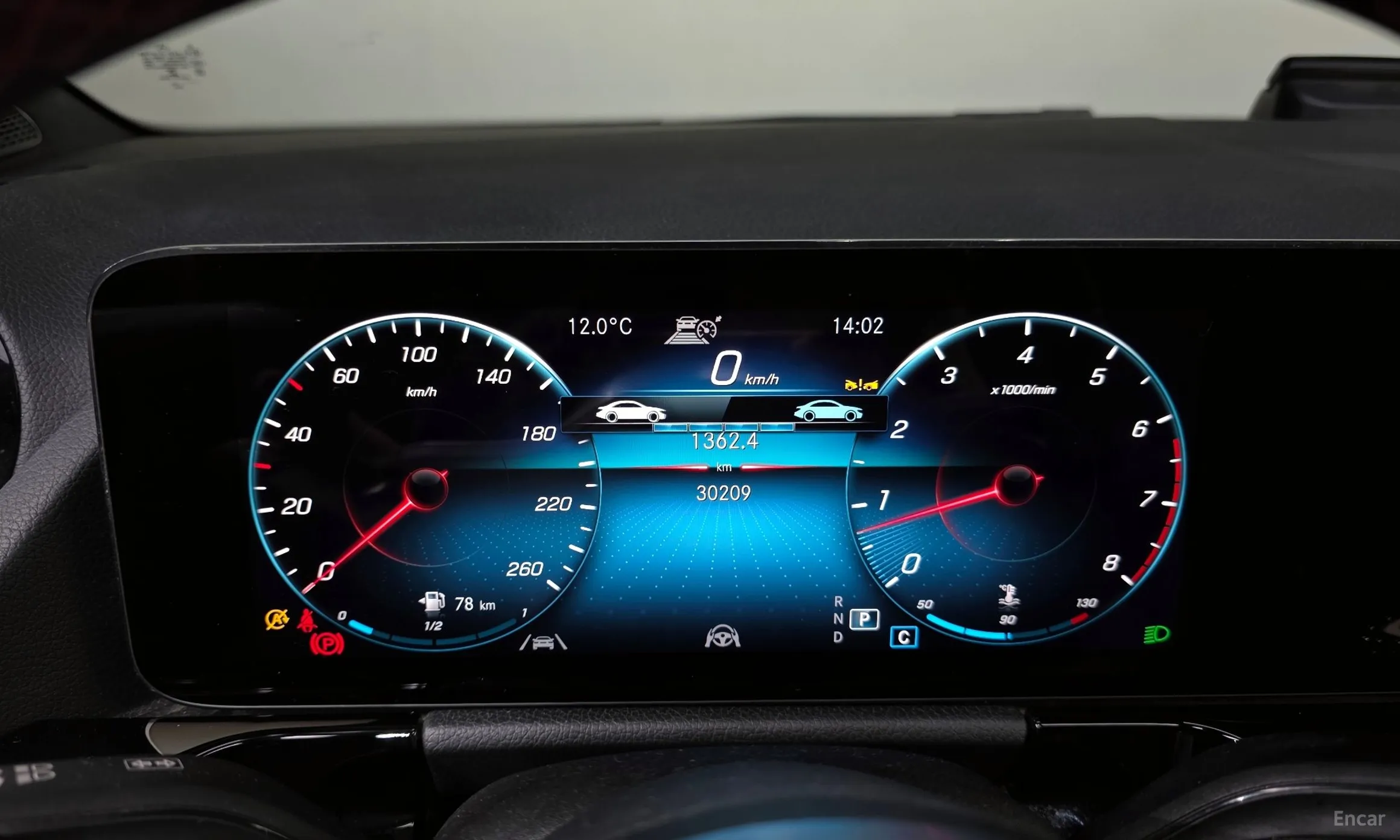 Mercedes Benz GLA-Class H247 превью 8